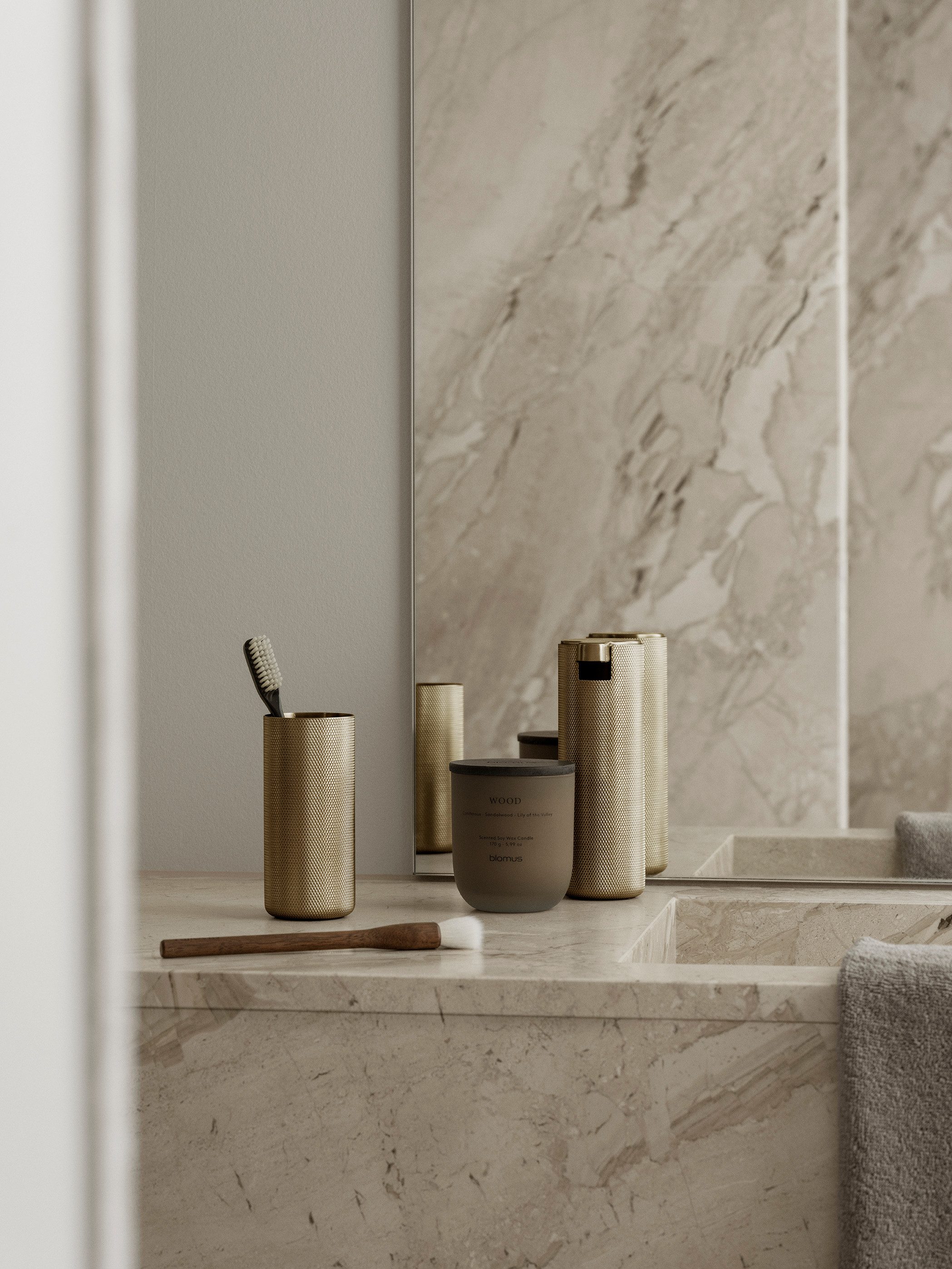 blomus Seifenspender -MODO ROF- Dosierspender, Pumpspender Badezimmer: Modernes Design, (1-tlg., 1x Seifenspender), Zeitlos, besondere Struktur, 165ml Volumen, rutschfest