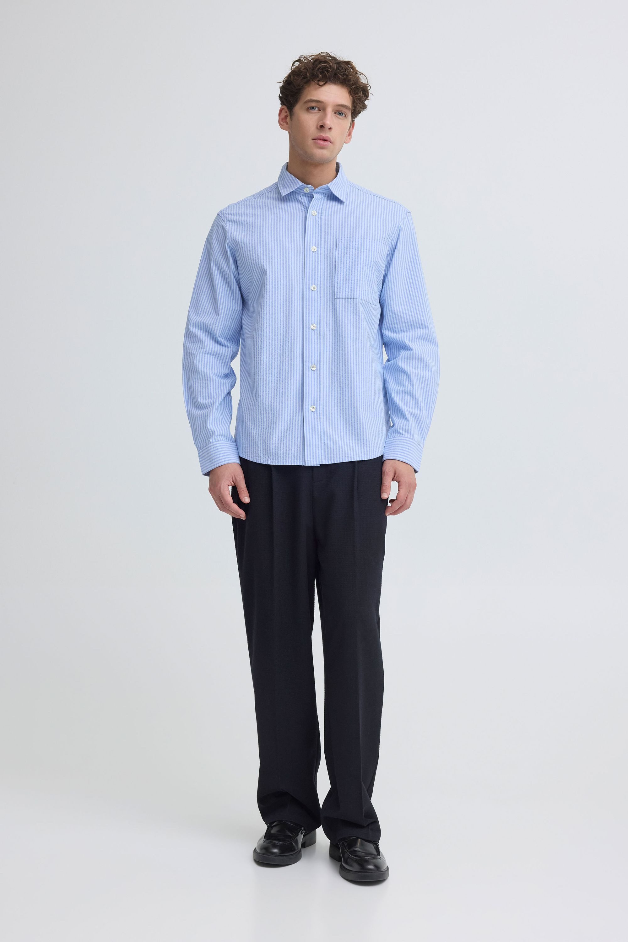Casual Friday Langarmhemd CFJaevon Gestreiftes Seersucker Hemd mit Brusttasche - Relaxed Fit