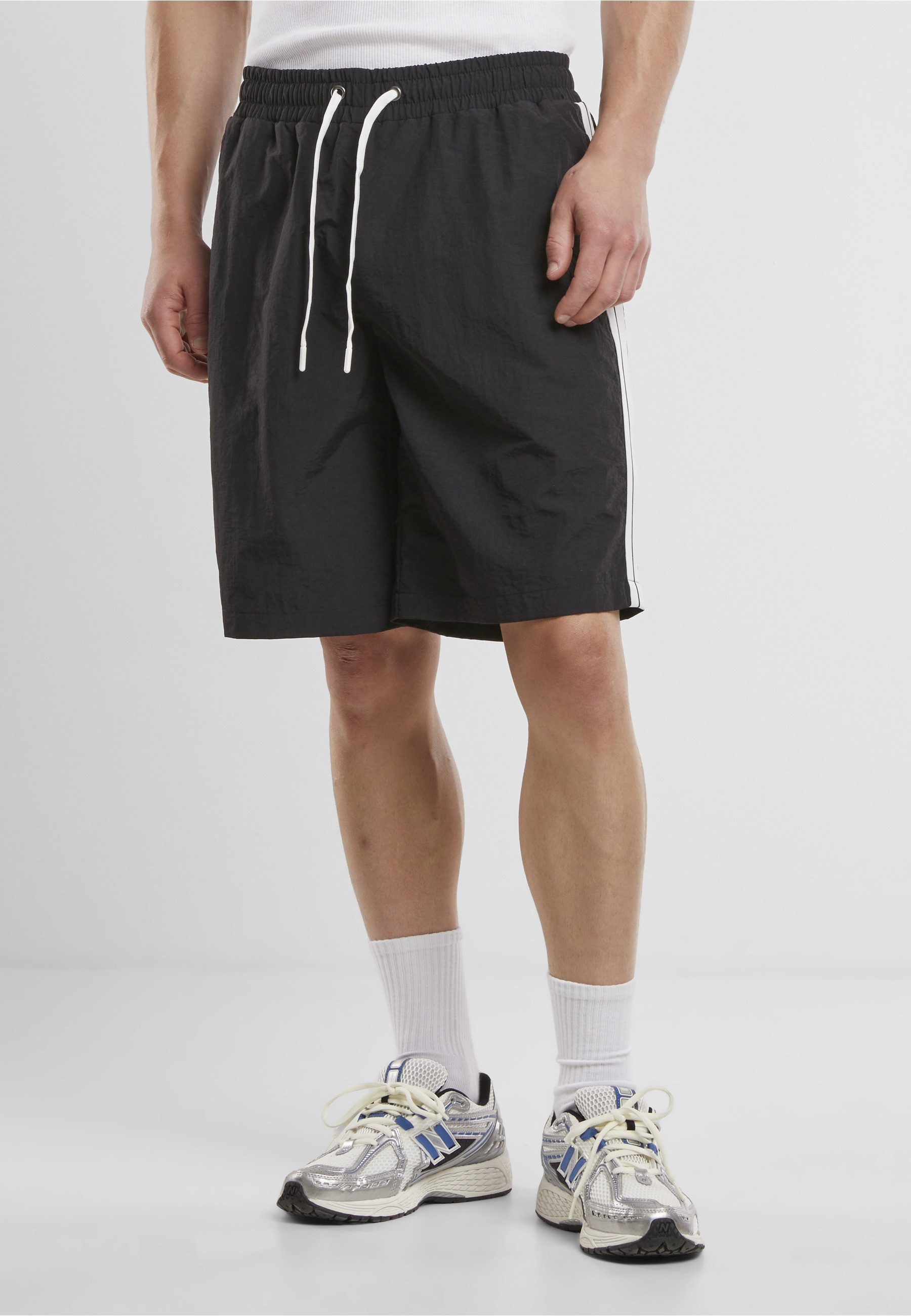 URBAN CLASSICS Badeshorts Urban Classics Board Shorts With Patched Stripe
