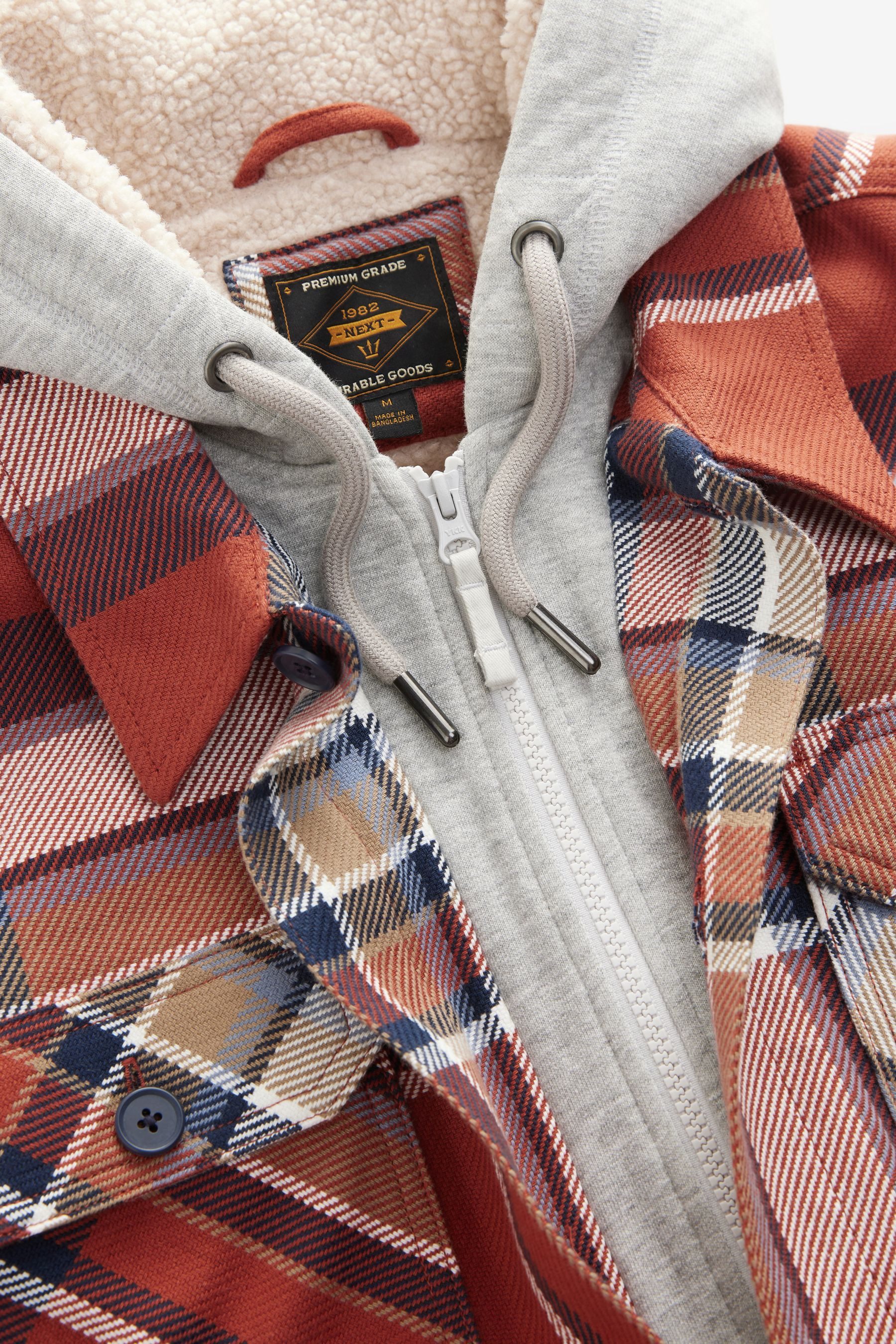 Next Hemdjacke Karierte Hemdjacke mit Teddyfutter und Kapuze (1-St)