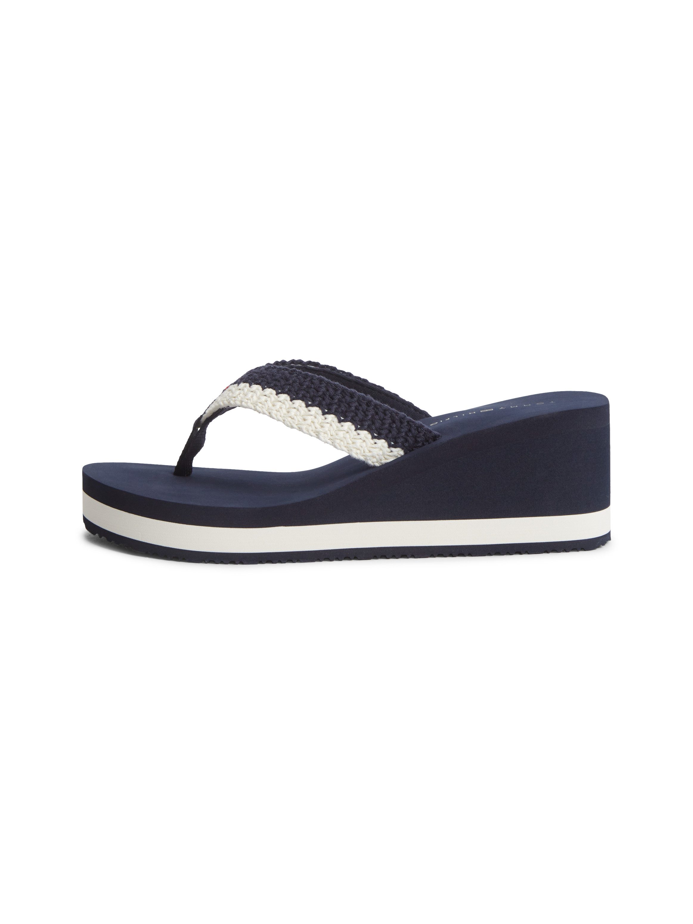 Tommy Hilfiger TH WEDGE CROCHET SUMMER SANDAL Dianette Sommerschuh, Zehentrenner in sommerlicher Häkeloptik – Bild 5 von 5