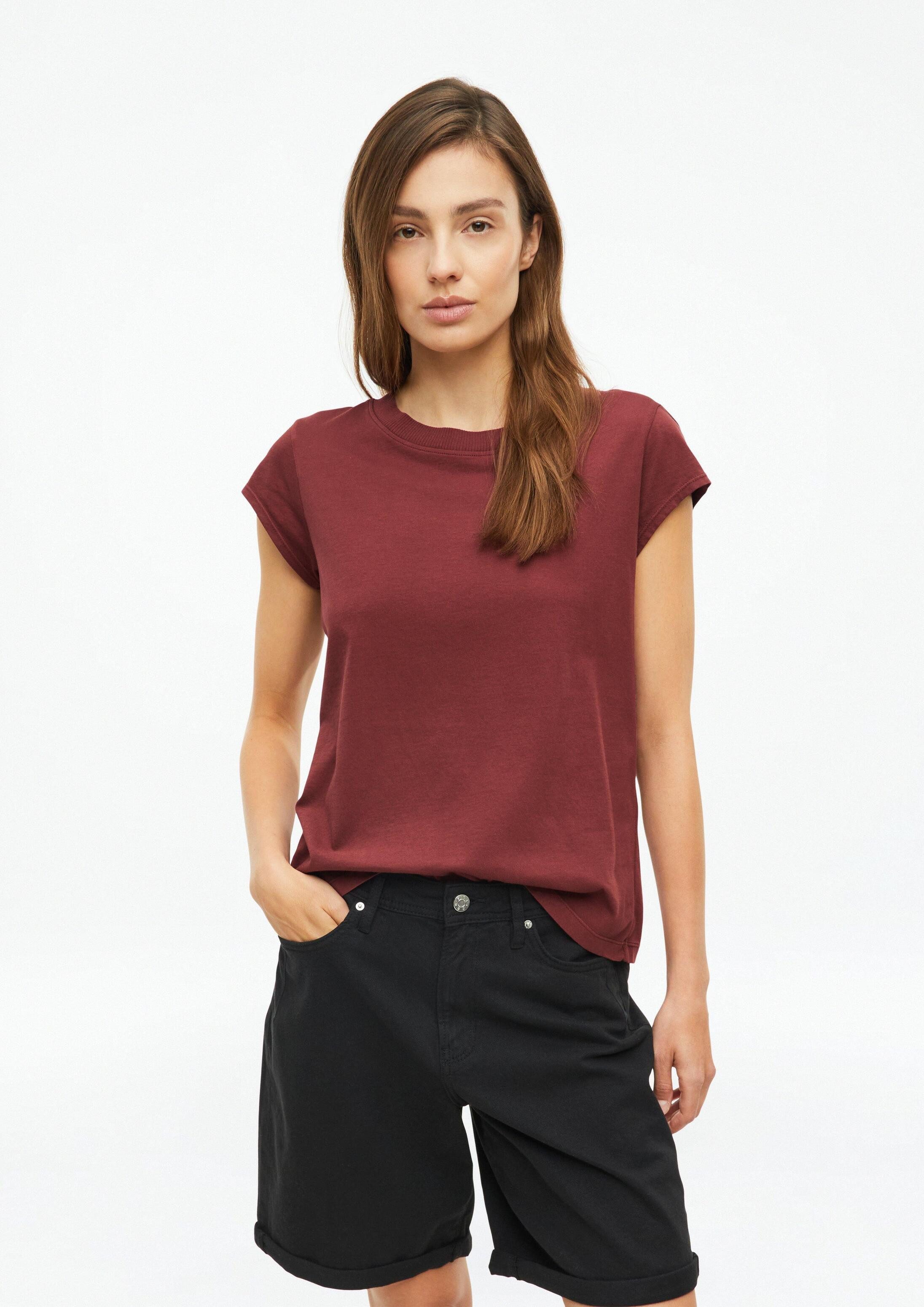 s.Oliver Kurzarmshirt T-Shirt Baumwollshirt mit Rundhalsauschnitt und Garment Dye