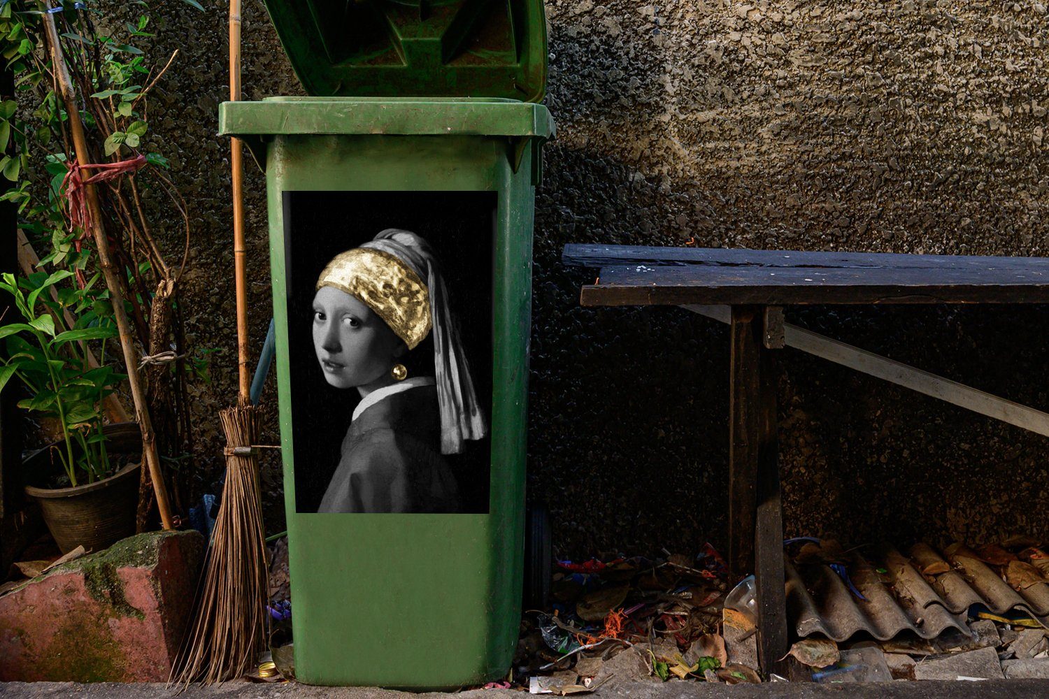 MuchoWow Wandsticker Mädchen Gold Sticker, Johannes St), Abfalbehälter Perlenohrring - mit Mülleimer-aufkleber, (1 Vermeer einem - Mülltonne, Container