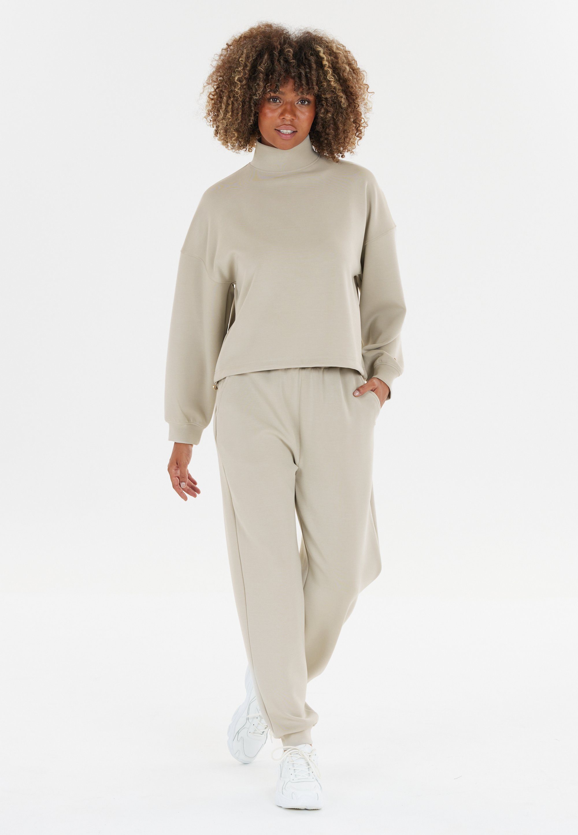 ATHLECIA Sweathose Paris aus angenehm weichem und dehnbarem Materialmix