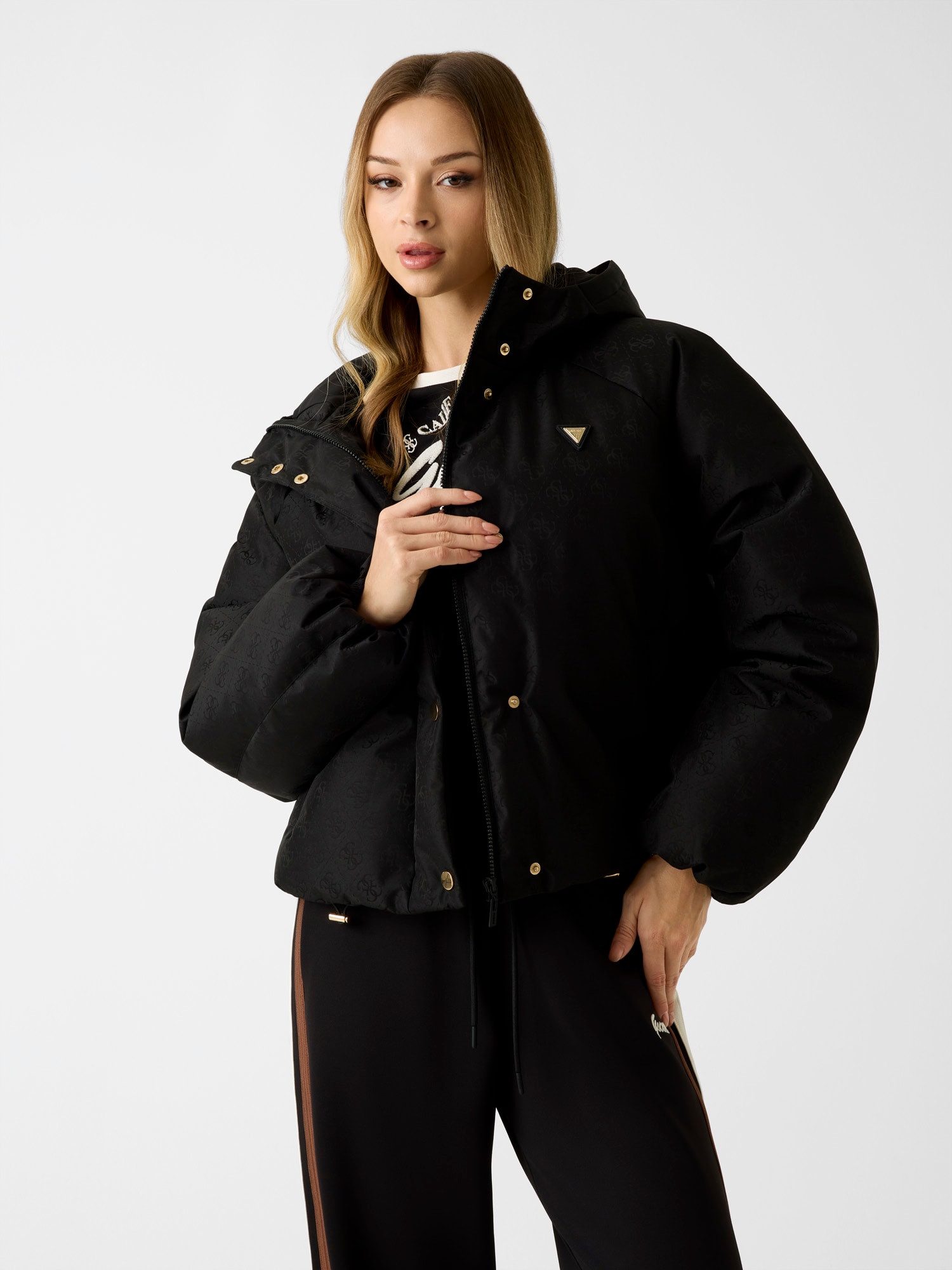 Guess Outdoorjacke 4G BOXY PUFFER JACKET