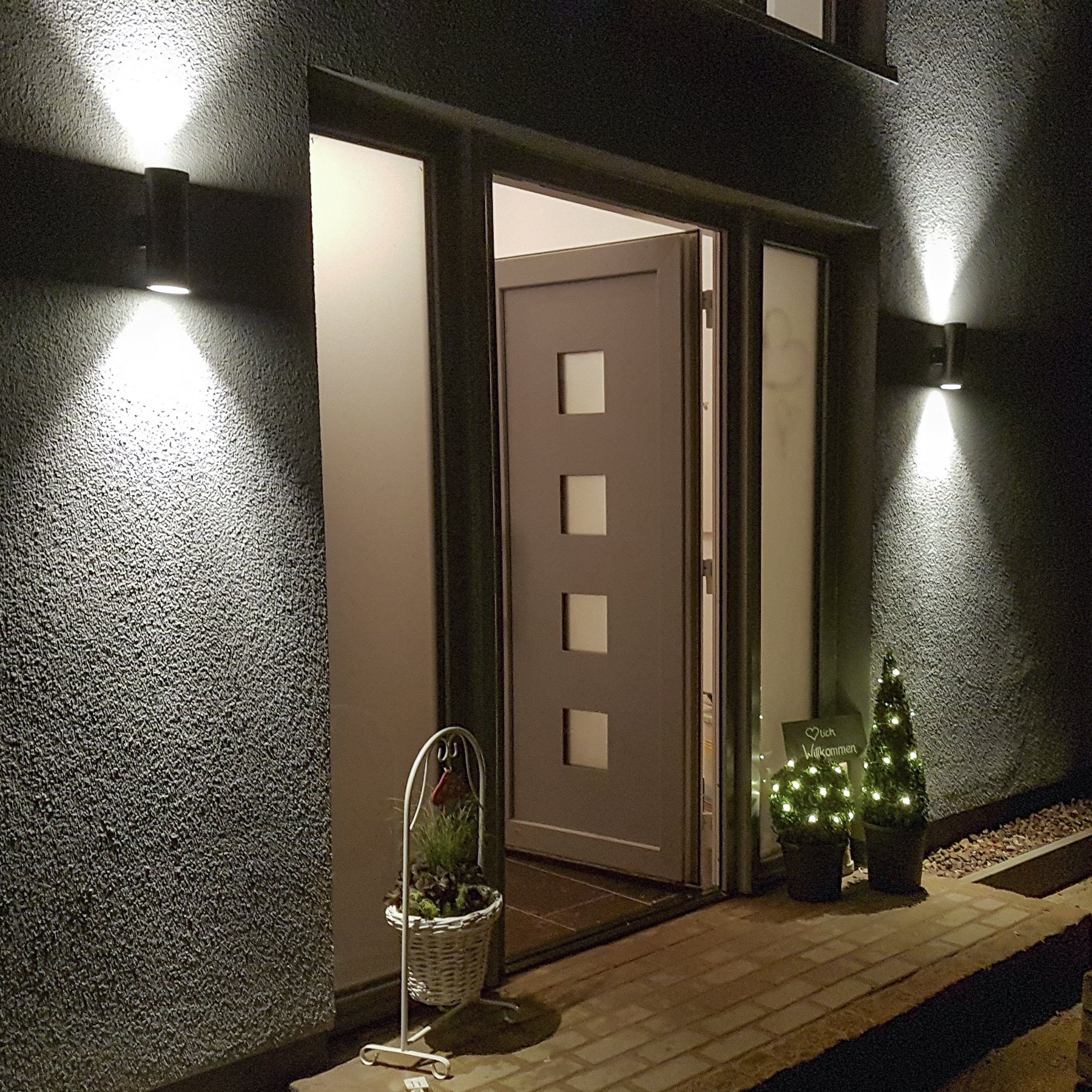 SSC-LUXon LED Aufbaustrahler TIRA Aussenwandleuchte Up & Down Edelstahl gebuerstet IP44 Fassung