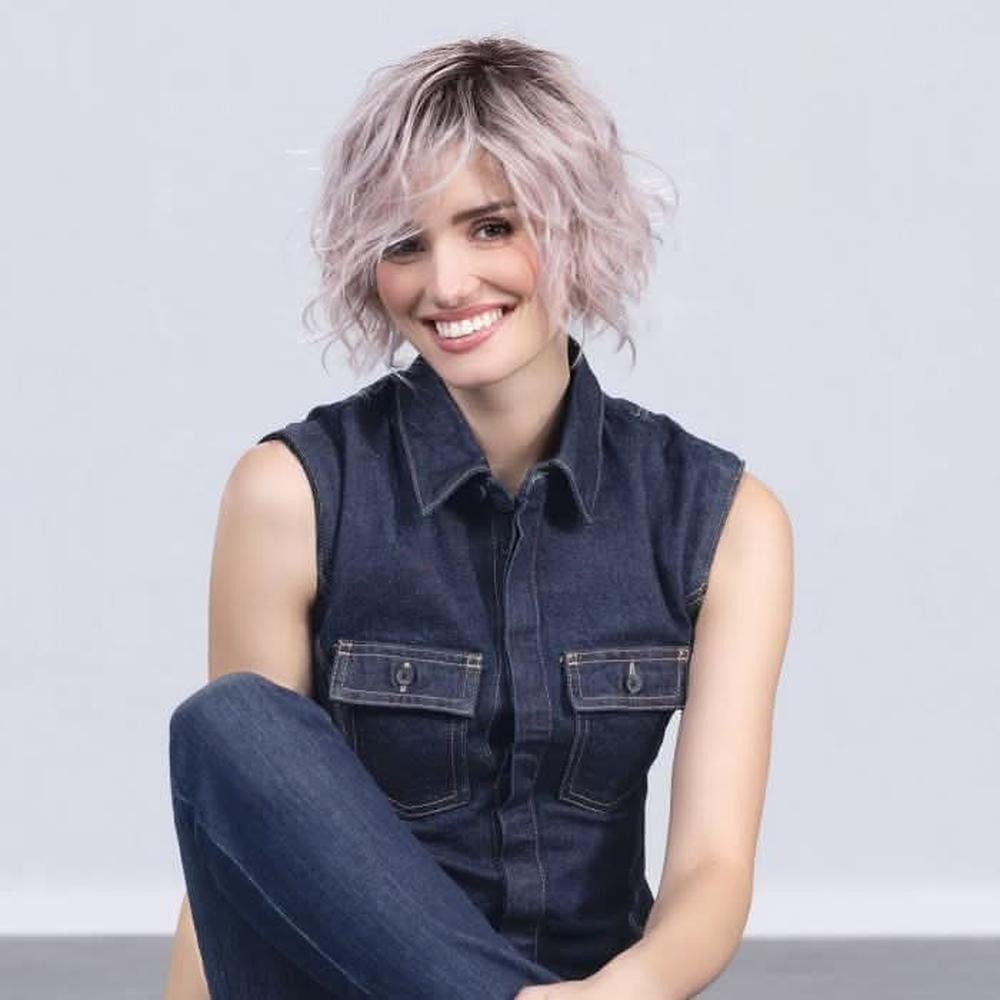 Ellen Wille Kunsthaarperücke Ellen Wille Cookie Mono Part, Kinnlanger Wavy-Bob mit hitzeresistenter Faser und natürlicher Lace Fr