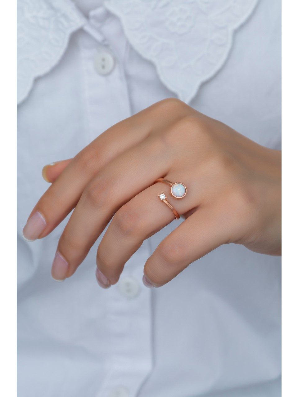 Nisan Silberring, Silber Damenring mit Opal und Zirkonia – Verstellbarer Ro günstig online kaufen