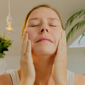 Hesse Organic Skincare Gesichts-Reinigungsmilch HYDRATING CREAM CLEANSER – REINIGUNGSMILCH