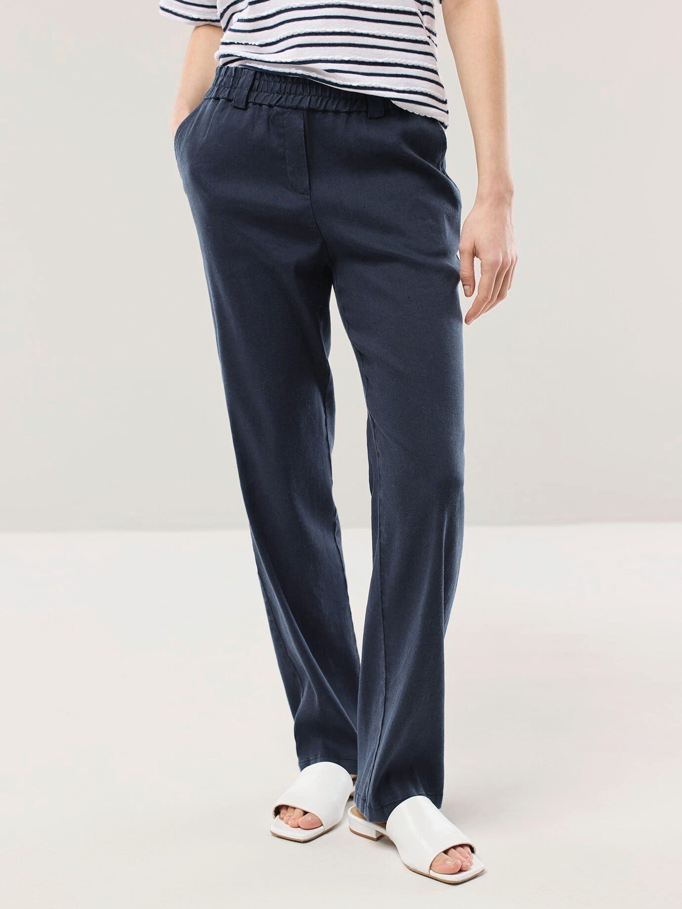 Walbusch Marlene-Hose Damen Softleinenmix-Hose Marlene bügelleicht Regular Fit Marlenehose mit Relax-Bund, Lyocellanteil für weiches Tragegefühl