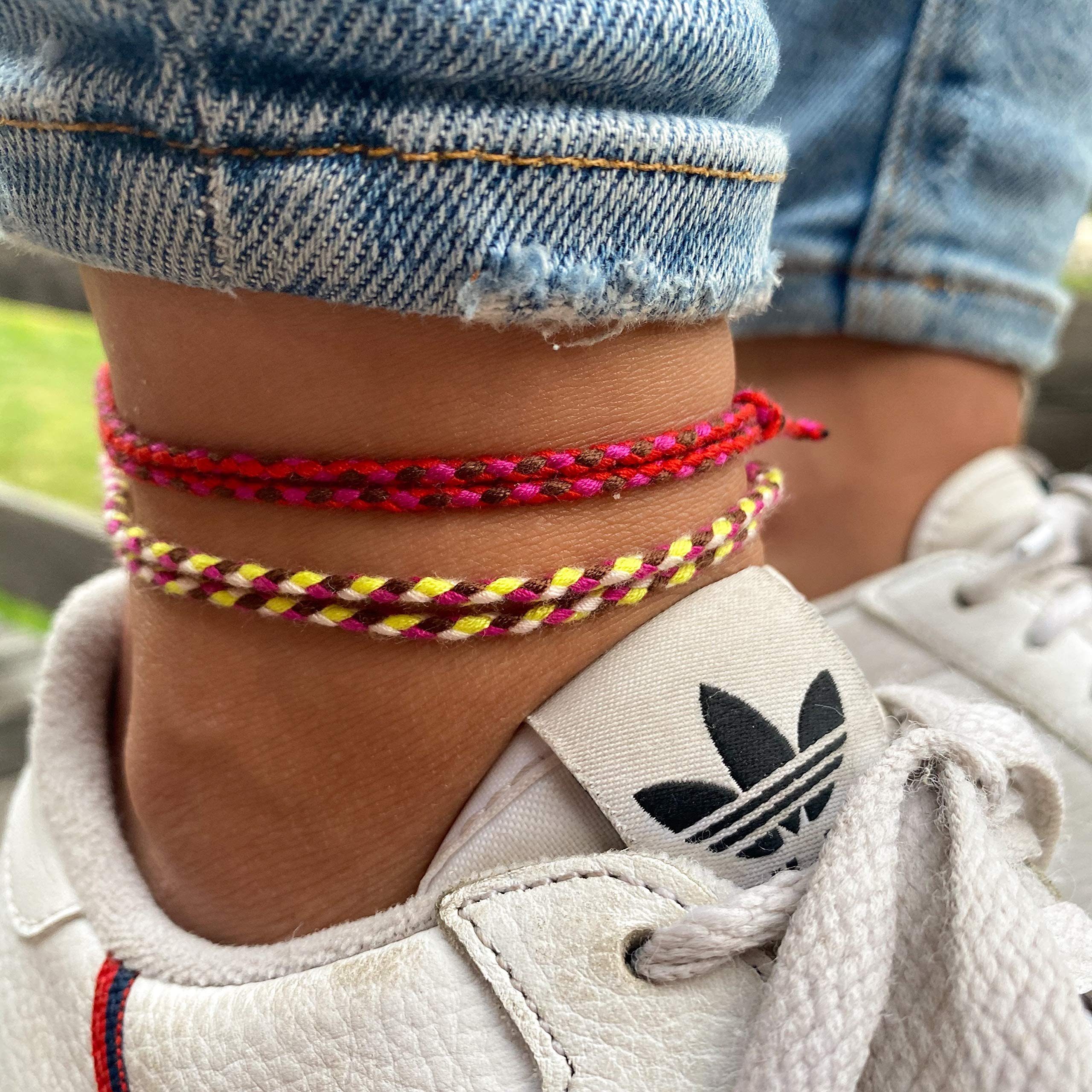Made by Nami Fußketten Set Surfer Fußband 2er Set Boho Fußkettchen Baumwolle Damen & Mädchen (Set, 2), Unisex Verstellbar Wasserfest Geflochten