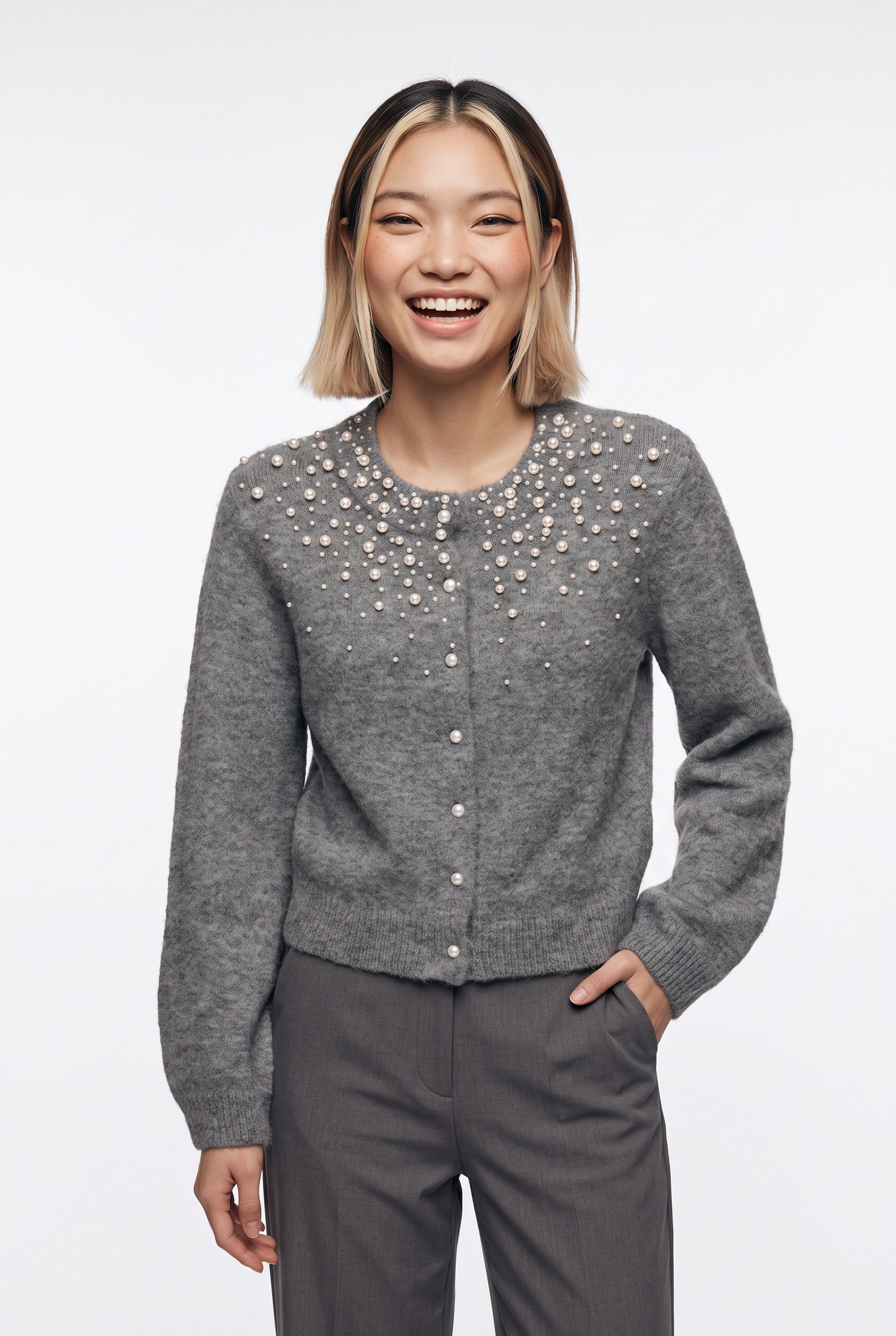 ONLY Strickjacke ONLMIGGIE LS O-NECK PEARL CARDIGA EX KNT Materialmix, regular fit