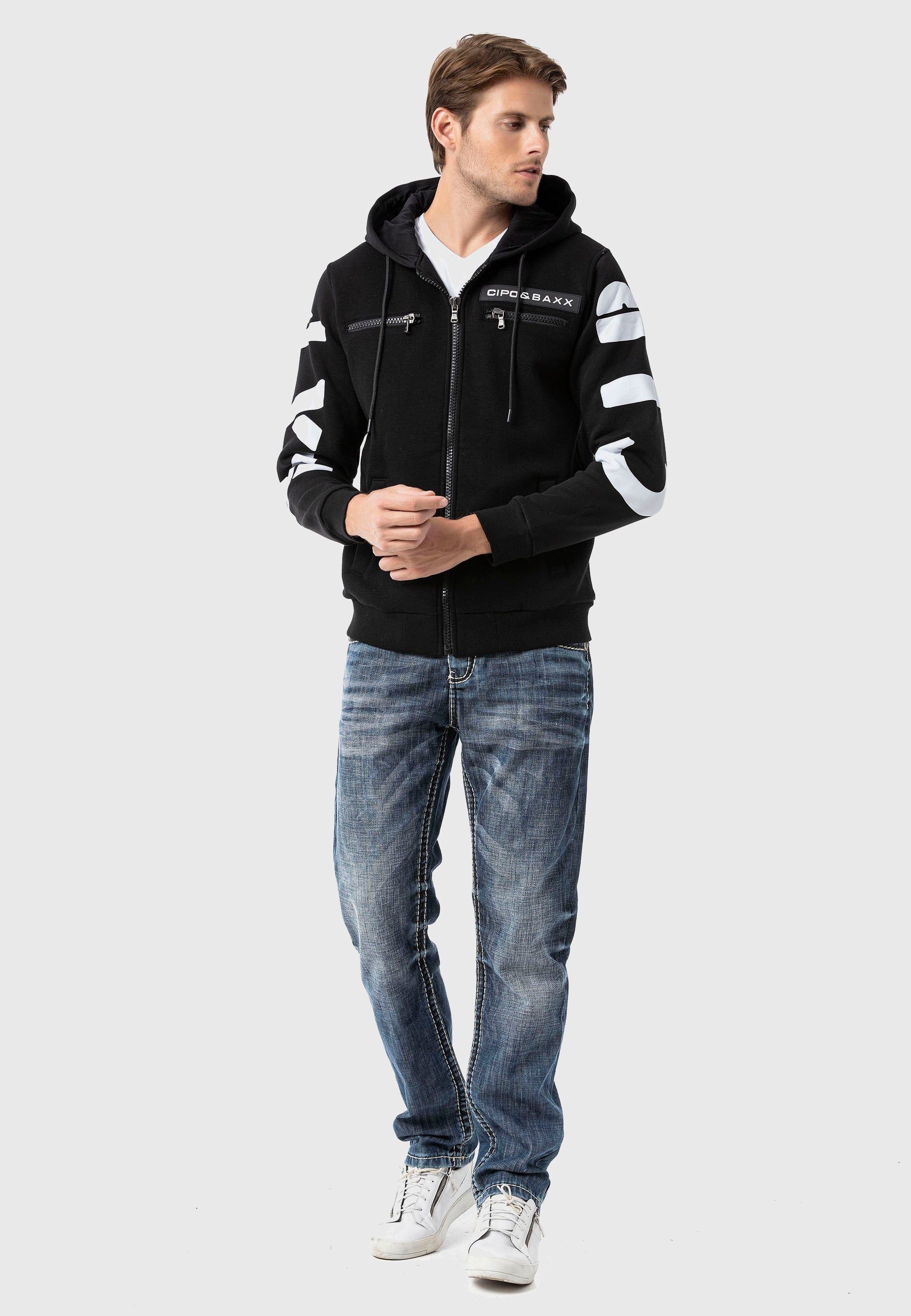 Cipo & Baxx Strickjacke Sweatjacken (1-tlg) mit Ärmel- und Rückenprint