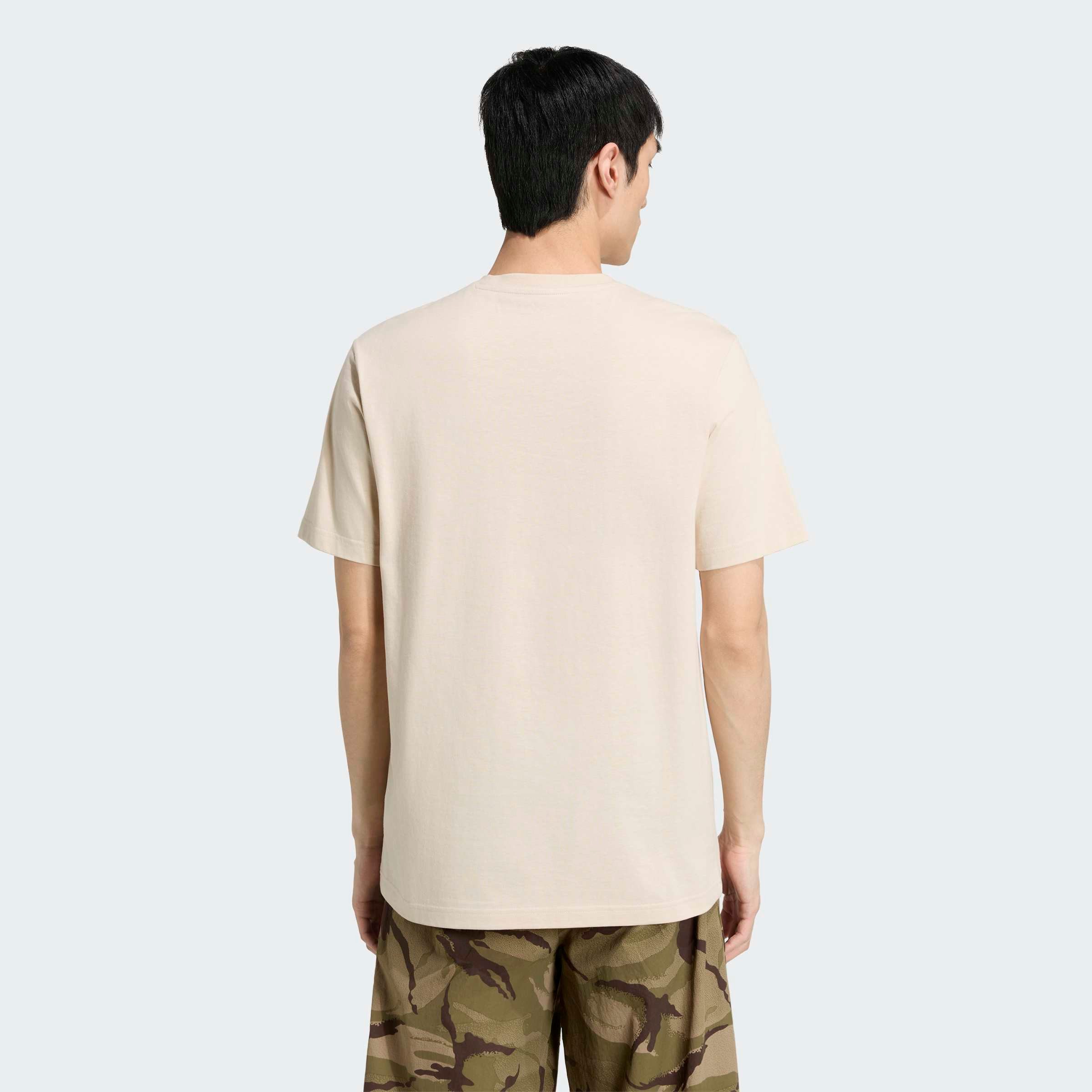 adidas Sportswear T-Shirt CAMO SCRIPT GRAPHIC für Erwachsene, sportlicher Stil, ohne Verschluss, Basic-Design – Bild 2 von 5