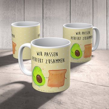 Mr. & Mrs. Panda Tasse Avocado Toast - Gelb Pastell - Geschenk, Tasse, Kaffeebecher, Tasse M, Keramik, Einzigartiges Botschaft