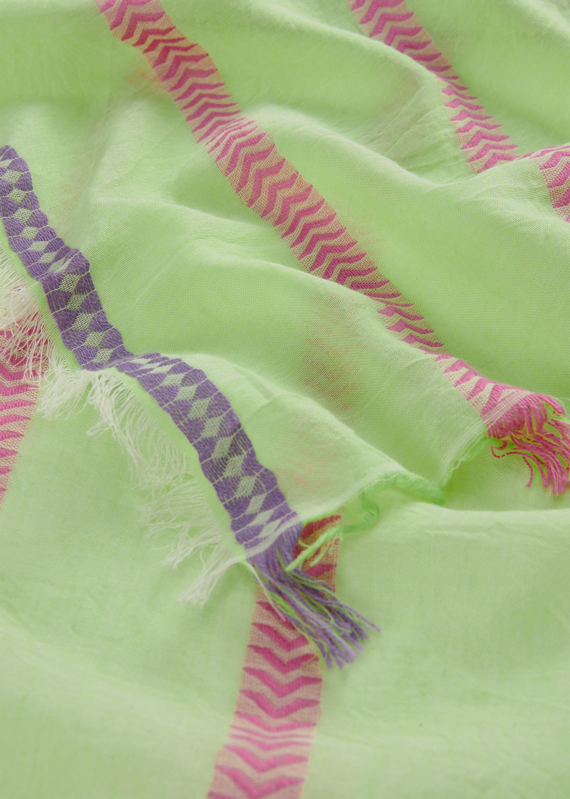 Codello Modeschal, (1-St), mit gewebten Streifen