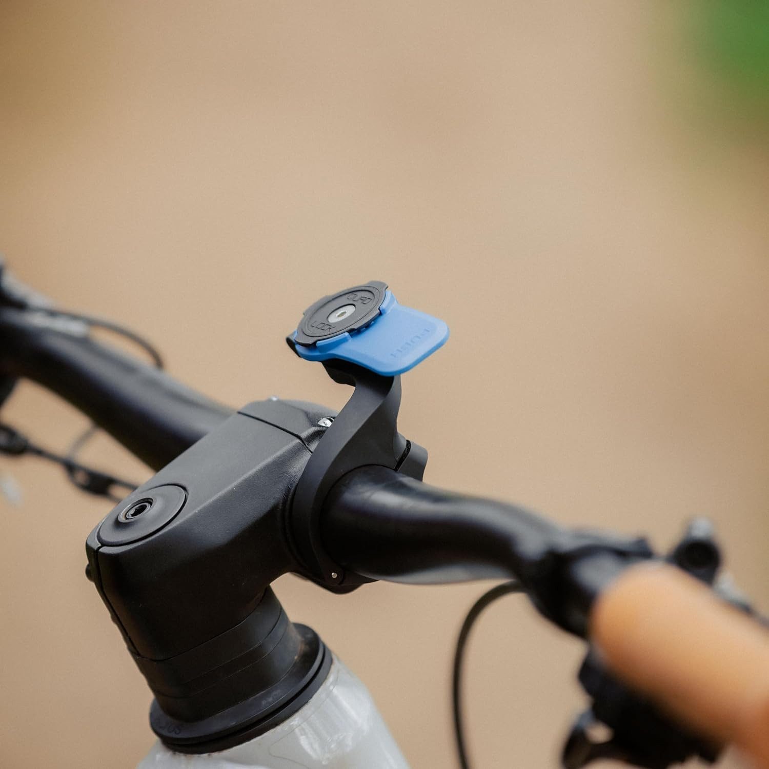 Quad Lock Handy-Halterung QUAD LOCK Out Front Mount V3 Fahrrad Lenker Handy Halter – Bild 2 von 5