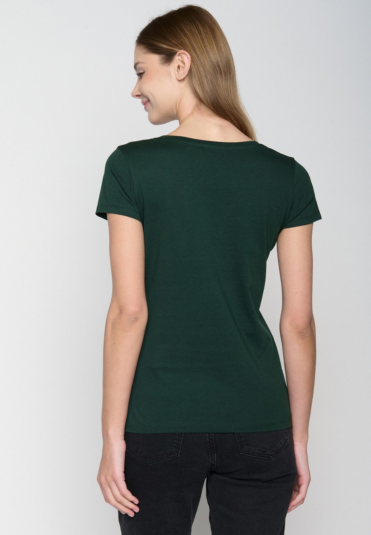 GreenBomb T-Shirt Loves Basic Motiv Basic (1-tlg., 1) figurbetont, leicht tailliert, klassische Kurzärmel
