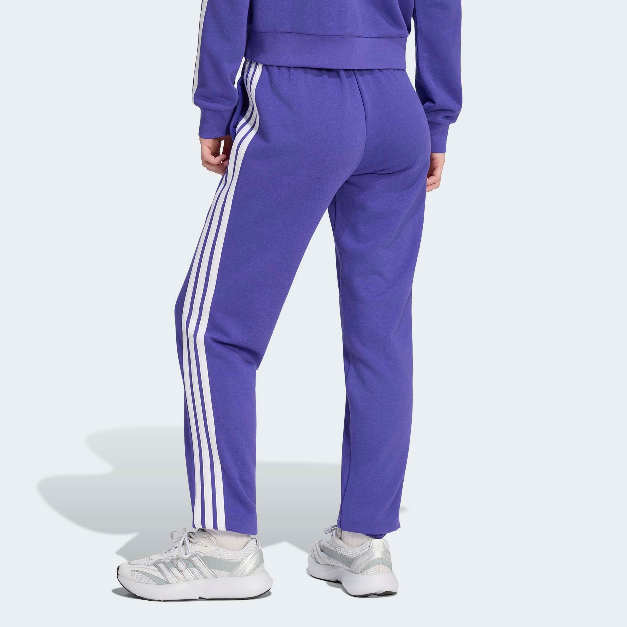 adidas Sportswear Sporthose ESSENTIALS 3-STREIFEN FRENCH TERRY CUFFED Reguläre Passform, mittelhoher Bund, weiches French Terry Material