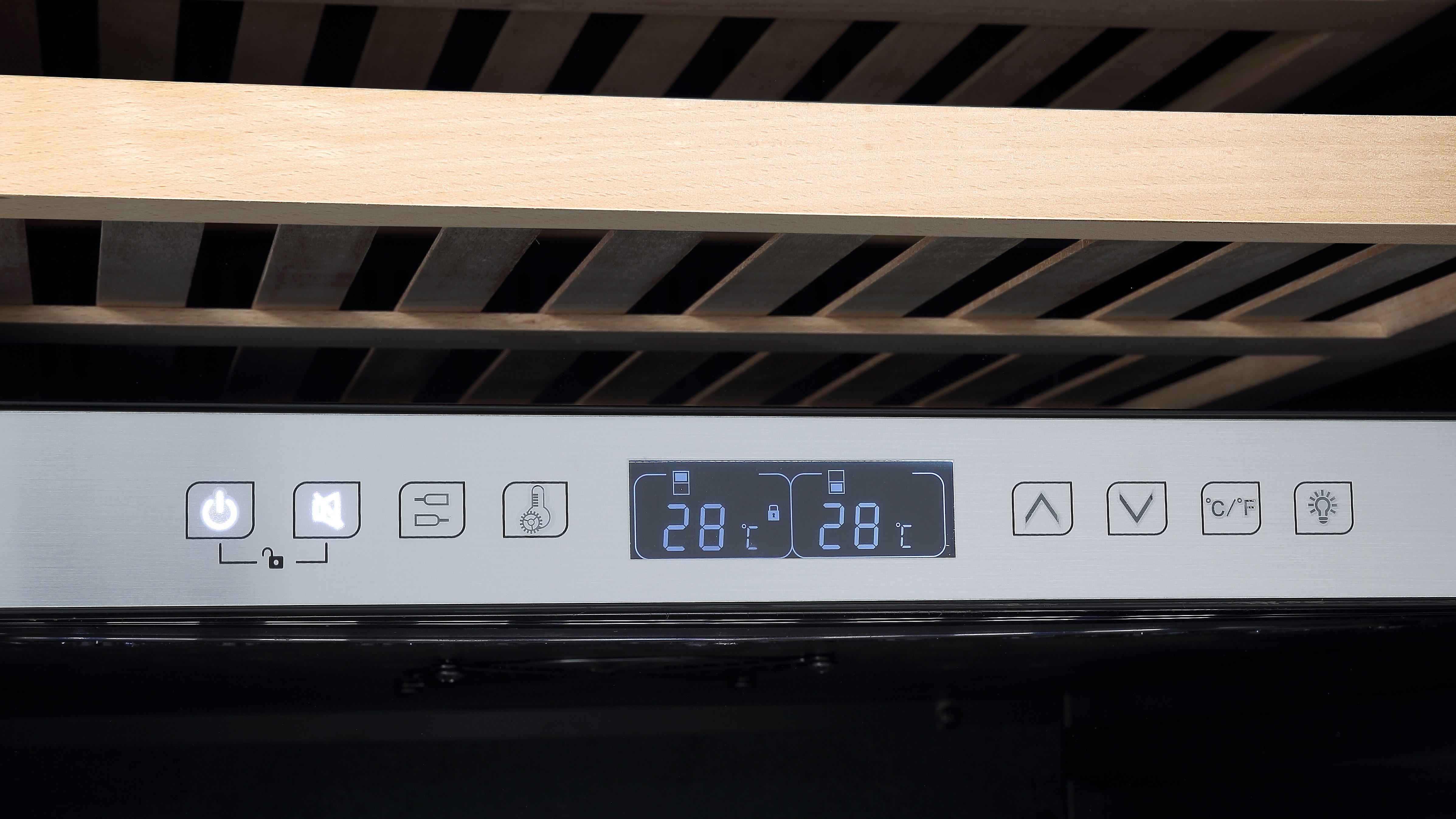 Hanseatic Weinkühlschrank HWC171FCIA, für 171 Standardflaschen á 0,75l,inkl. 3 Jahre Herstellergarantie – Bild 4 von 5