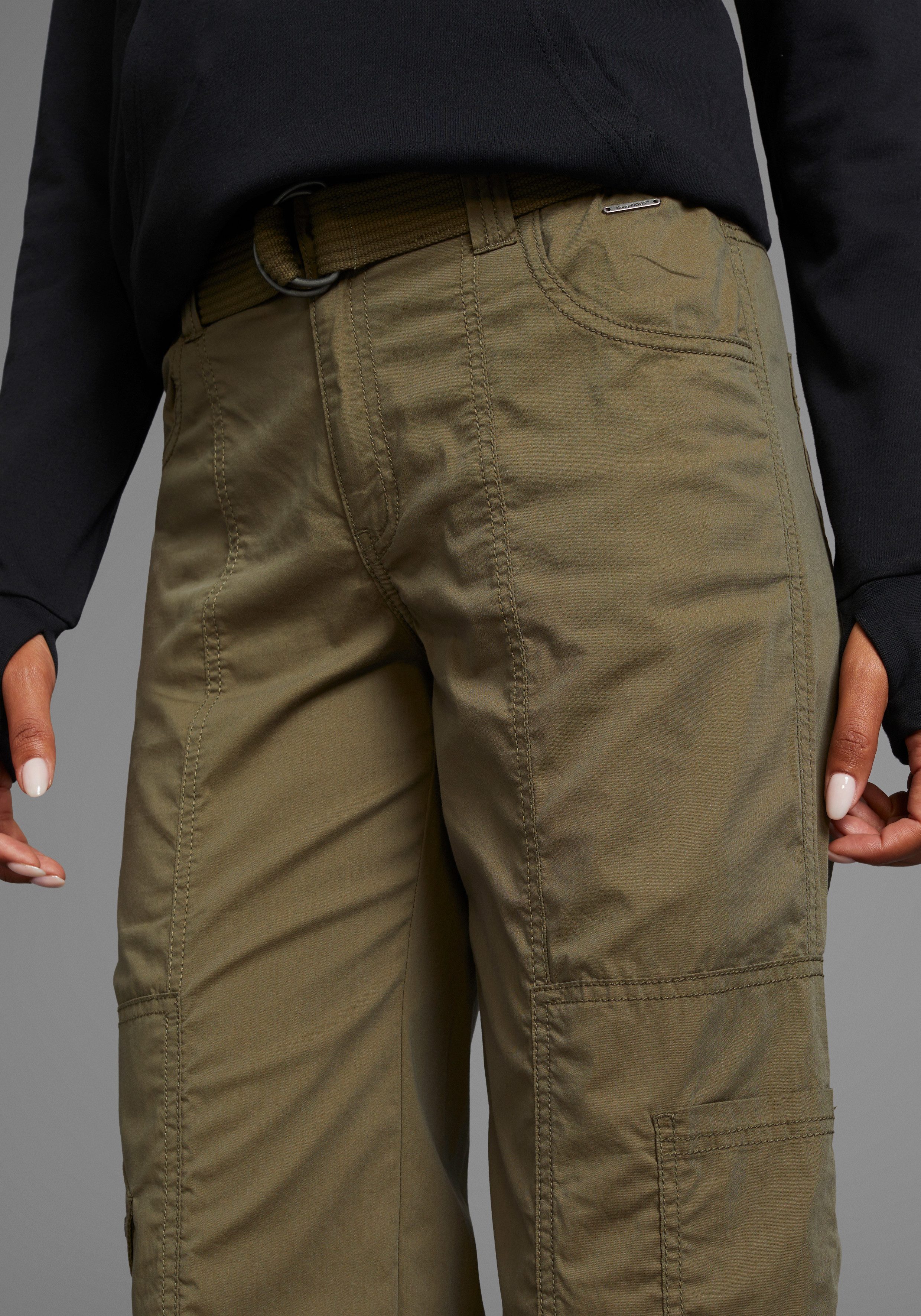 KangaROOS Cargohose (2-tlg., mit abnehmbarem Gürtel) mit besonderem Taschen-Design
