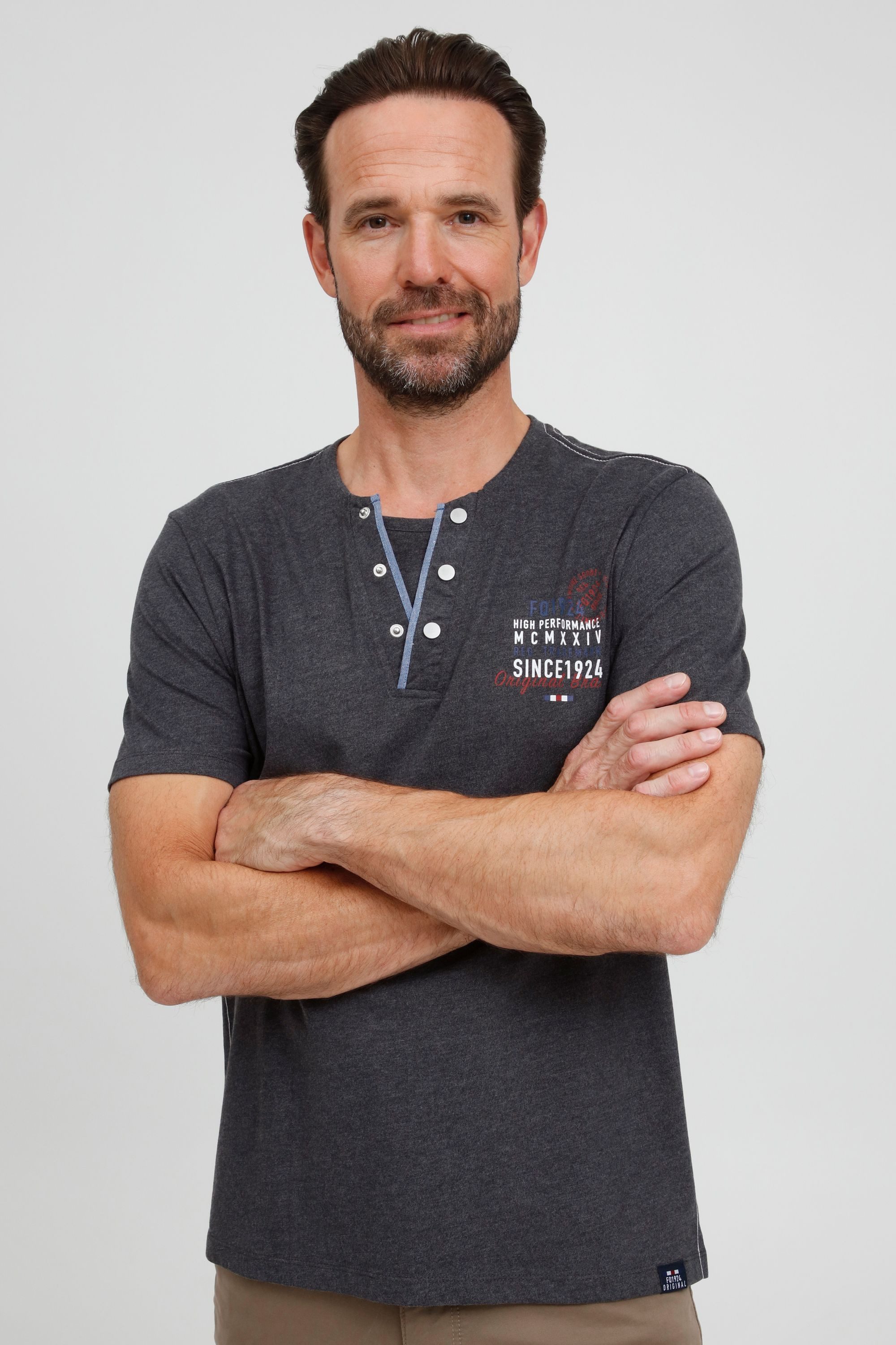 FQ1924 T-Shirt FQRudolf Henleyshirt mit angesagtem Print günstig online kaufen