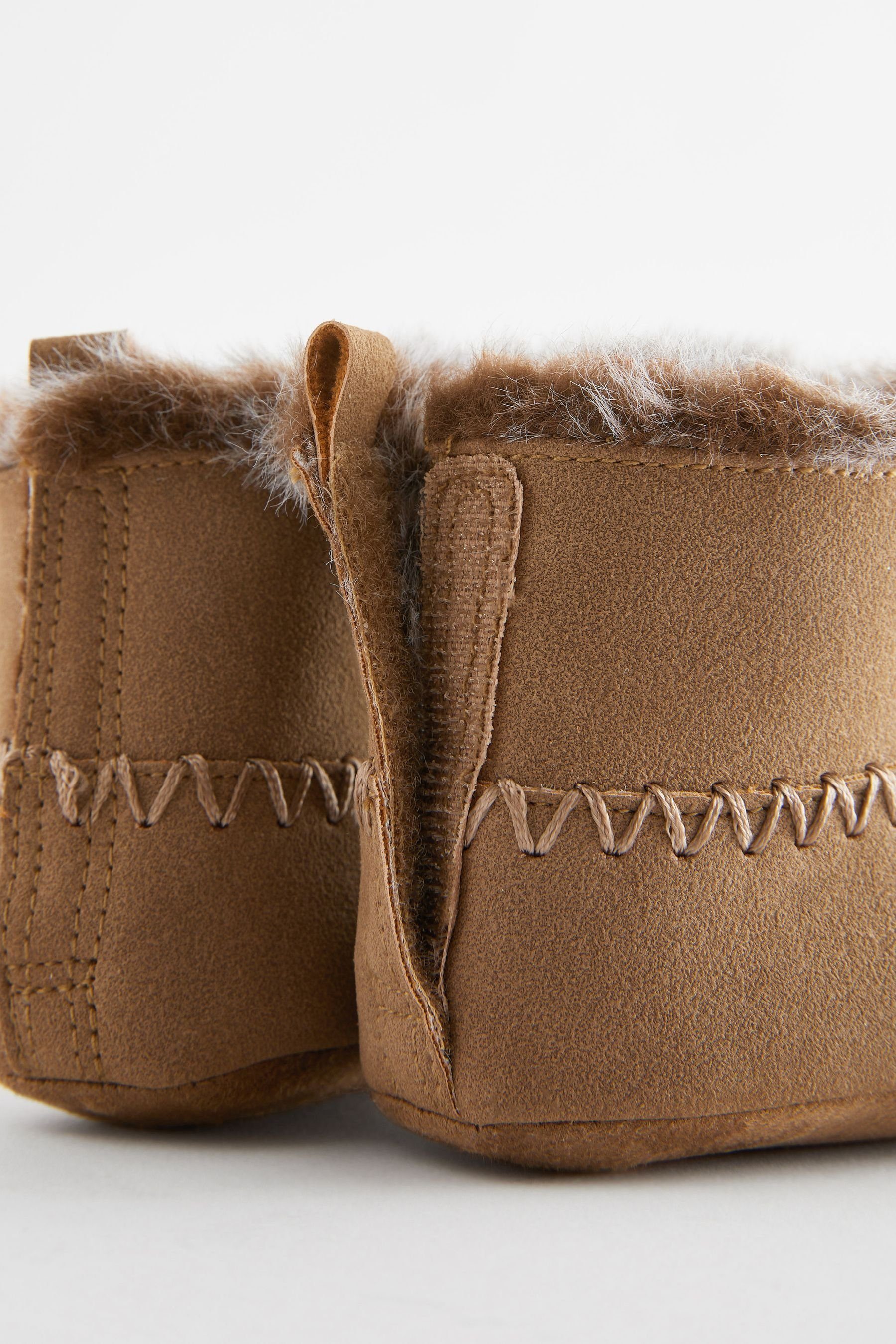 Next Warm gefütterte Baby-Schlupfstiefel Brown (1-tlg) Babystiefel Tan