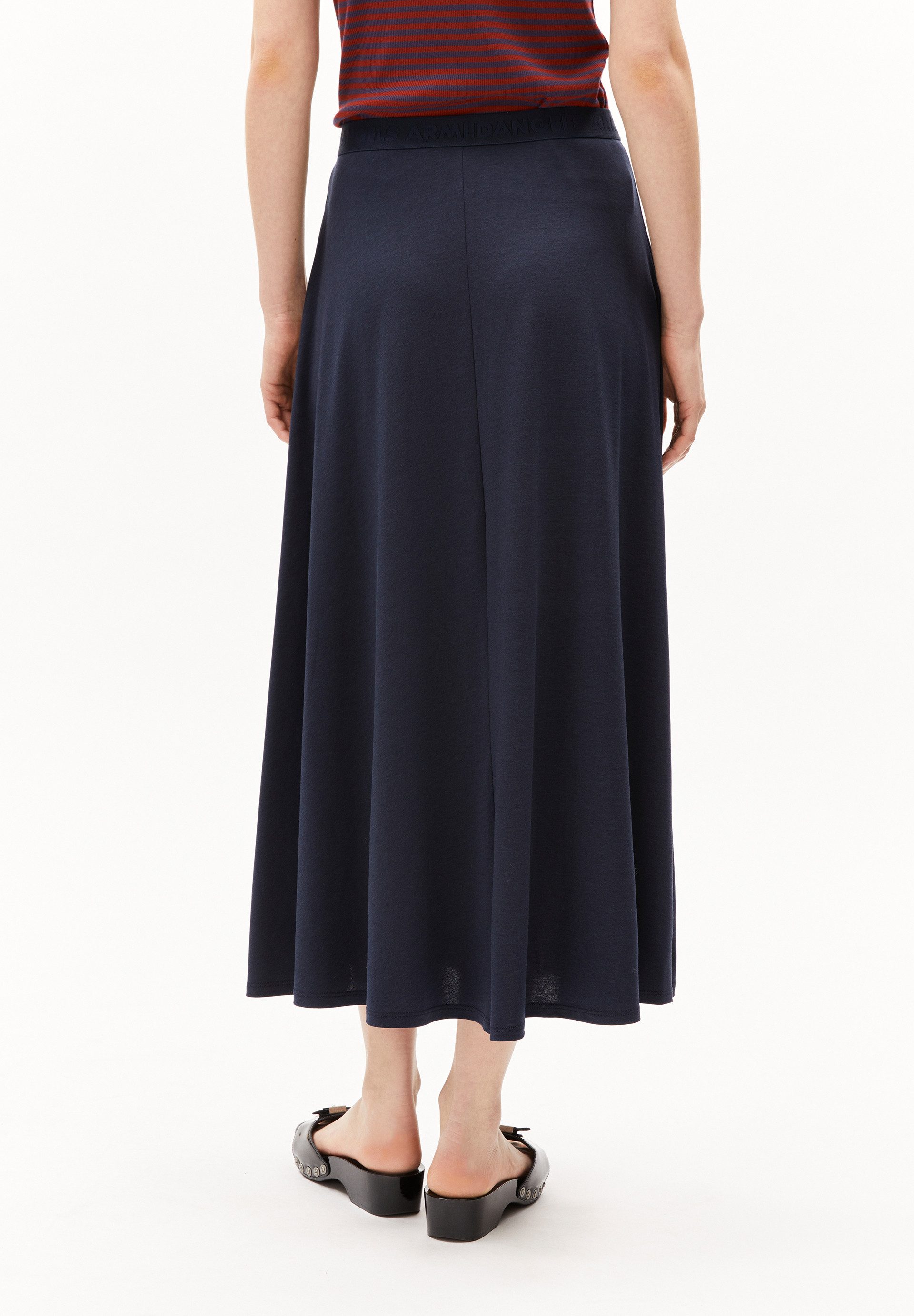 Armedangels Maxirock ILENIAA LARAA MIDI (1-tlg., Loose Fit) Jerseyrock aus TENCEL™ Lyocell Mix