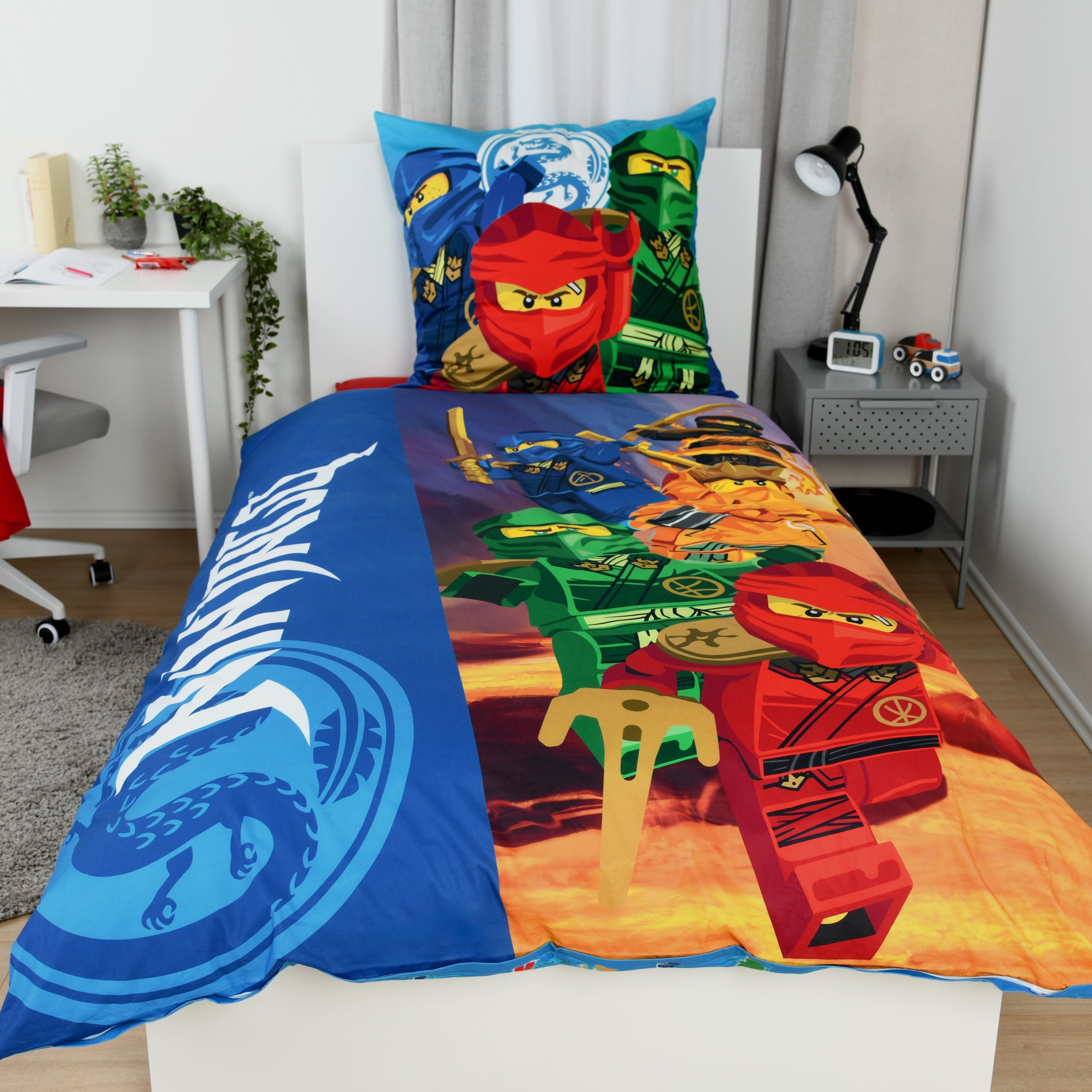 Stoffschmiede Kinderbettwäsche - LEGO NINJAGO ‘Ninja Team’, 100% Baumwolle