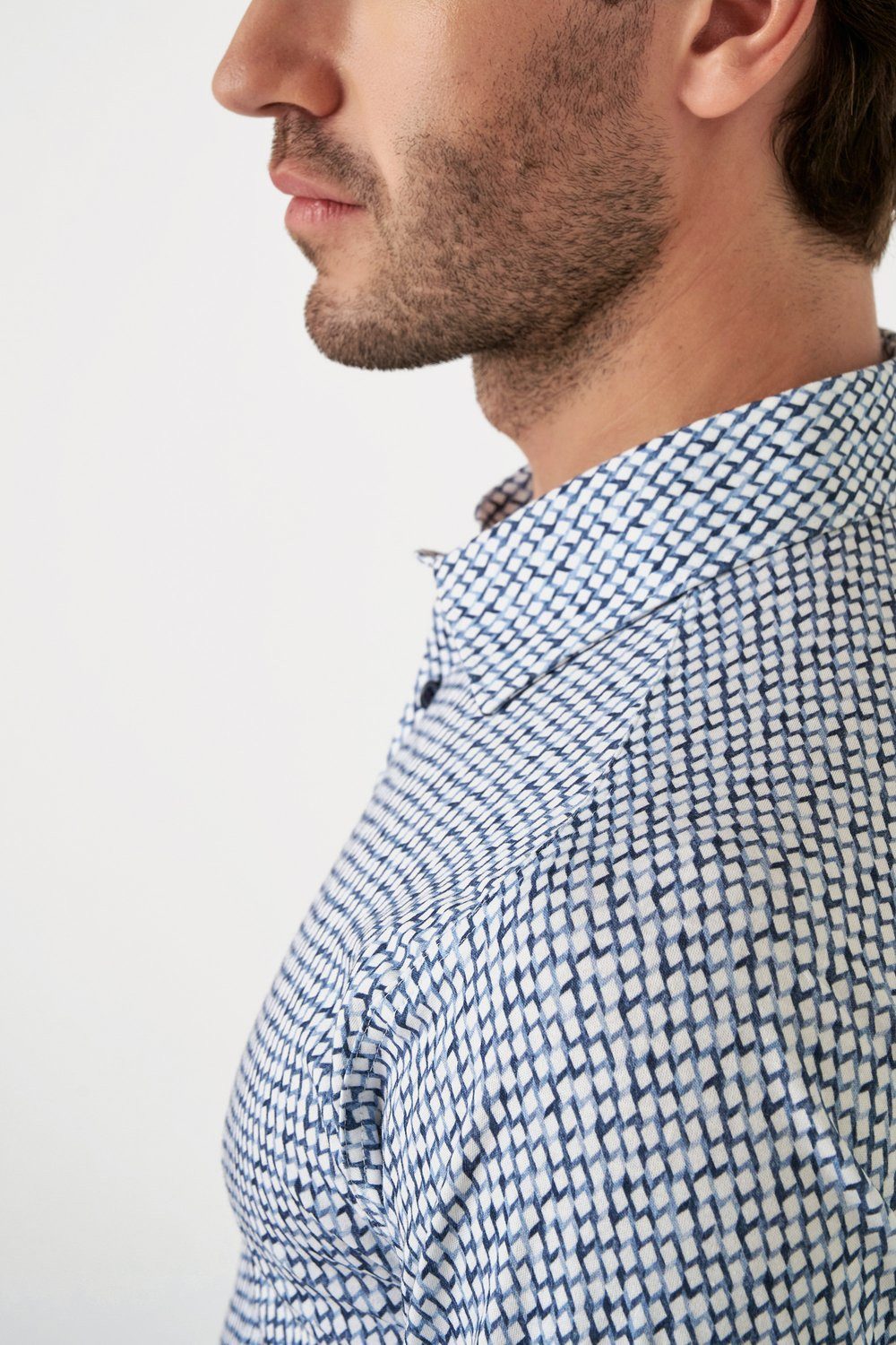 DESOTO Langarmhemd Jerseyhemd Casual Kent langarm Flexibler Stretch, mit modischem Allover-Print