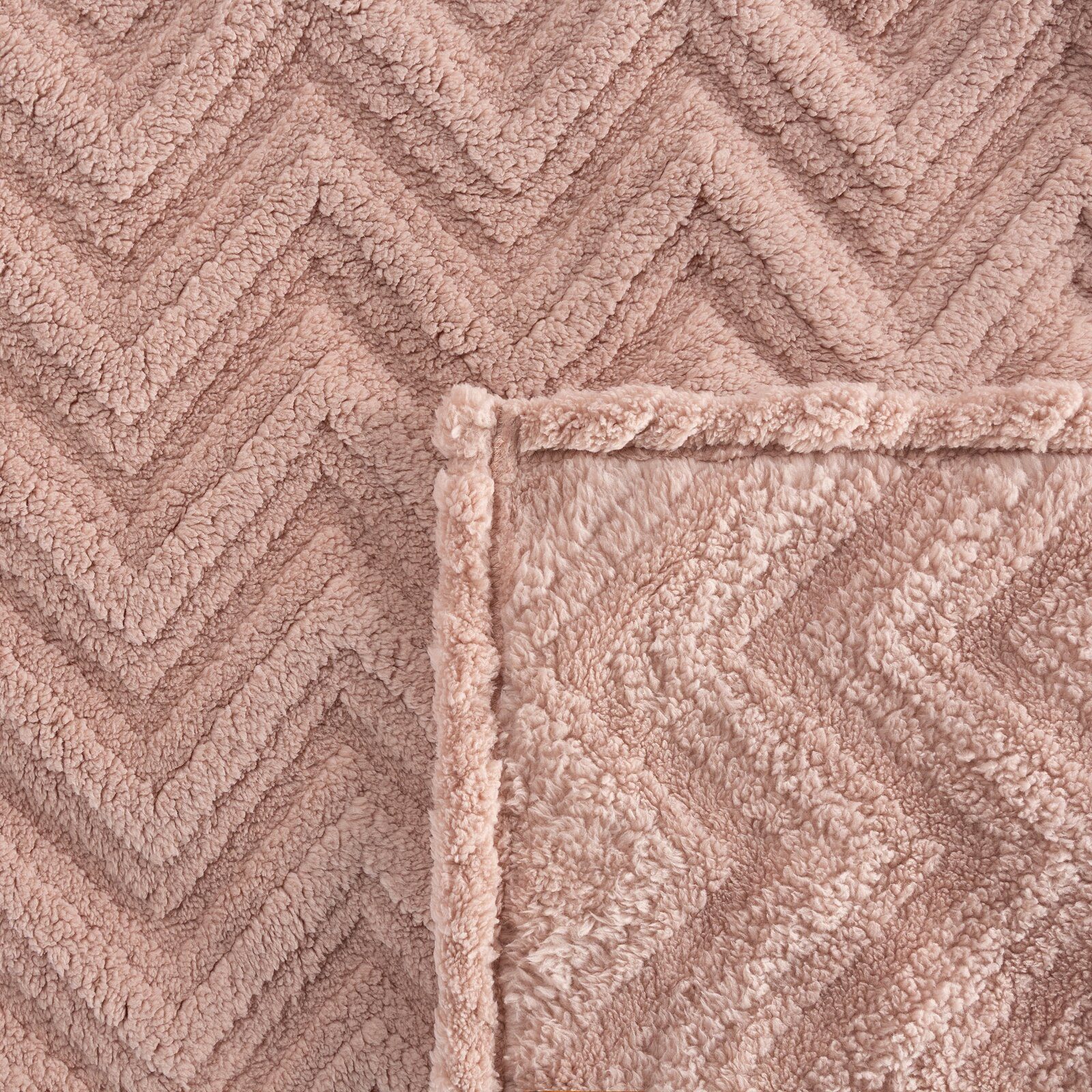 Wohndecke HYGGE Kuscheldecke – weiche Sofadecke, Design91, mit Fischgrät-Struktur, Mikrofaser 340 GSM, Plaid für Sofa & Bett – Bild 4 von 5