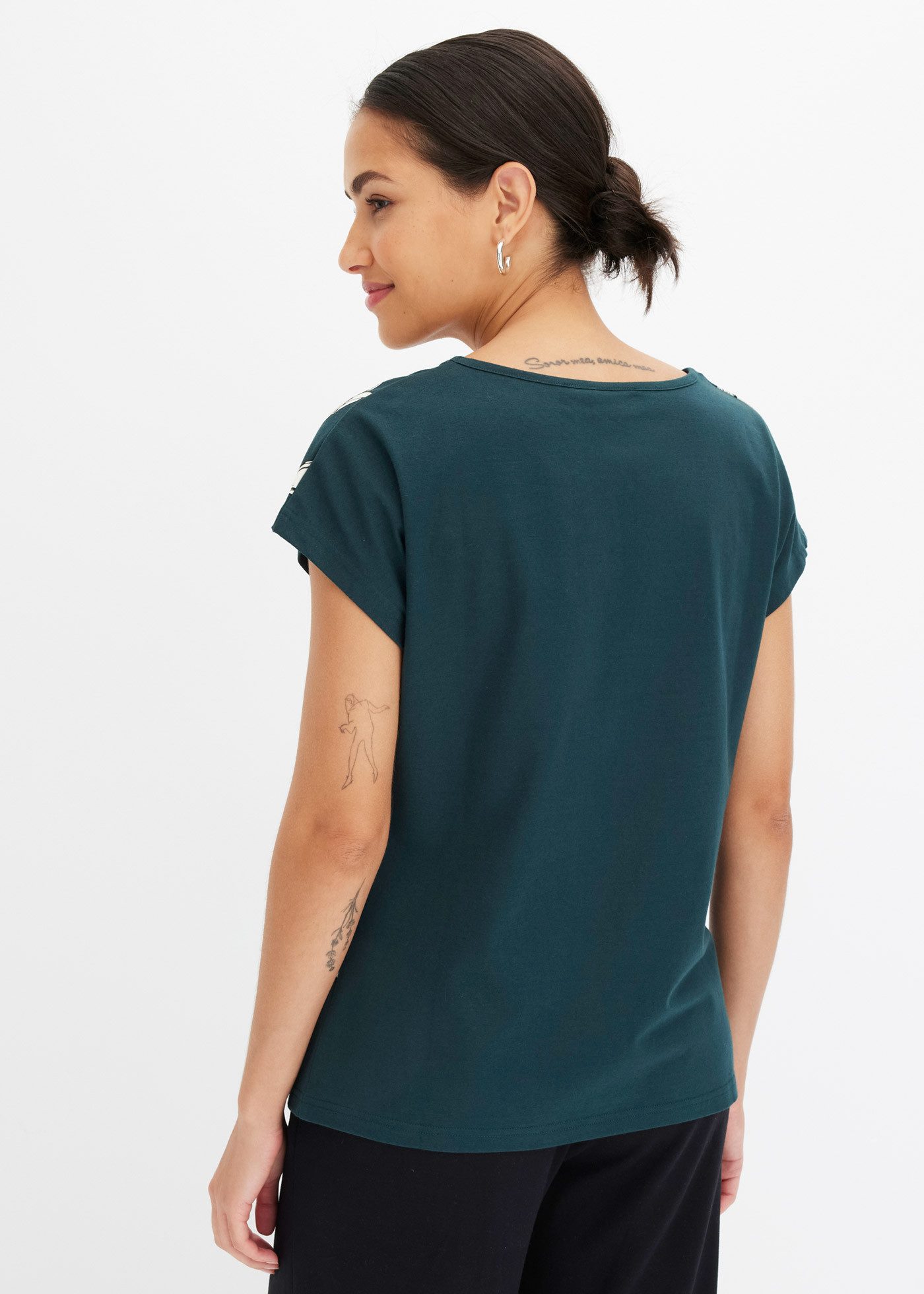 bonprix T-Shirt bequeme Passform, überschnittene Schultern, mit Blütenprint günstig online kaufen