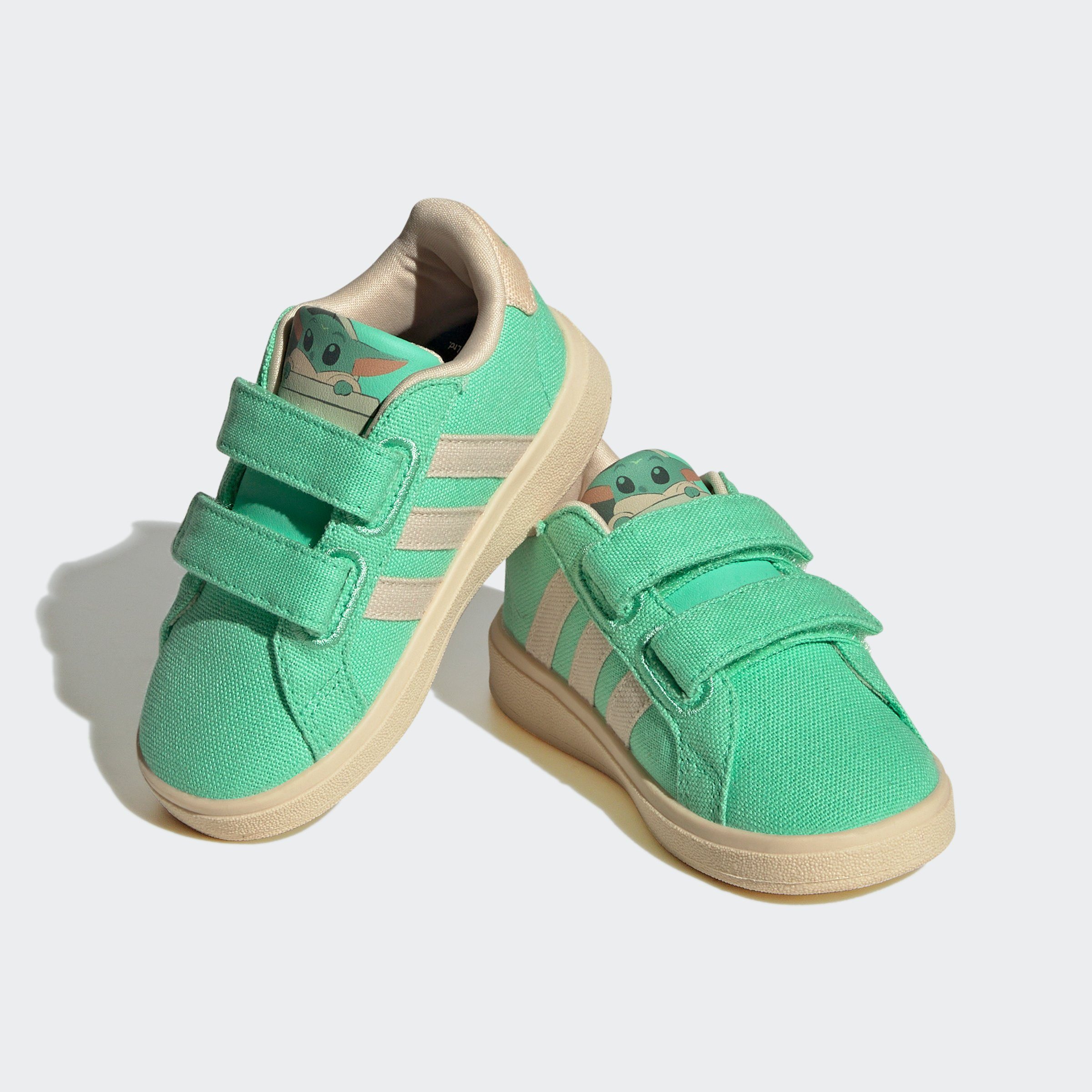 adidas Sportswear ADIDAS GRAND COURT X DISNEY GROGU KIDS Sneaker Design auf den Spuren des adidas Superstar | Sneaker low