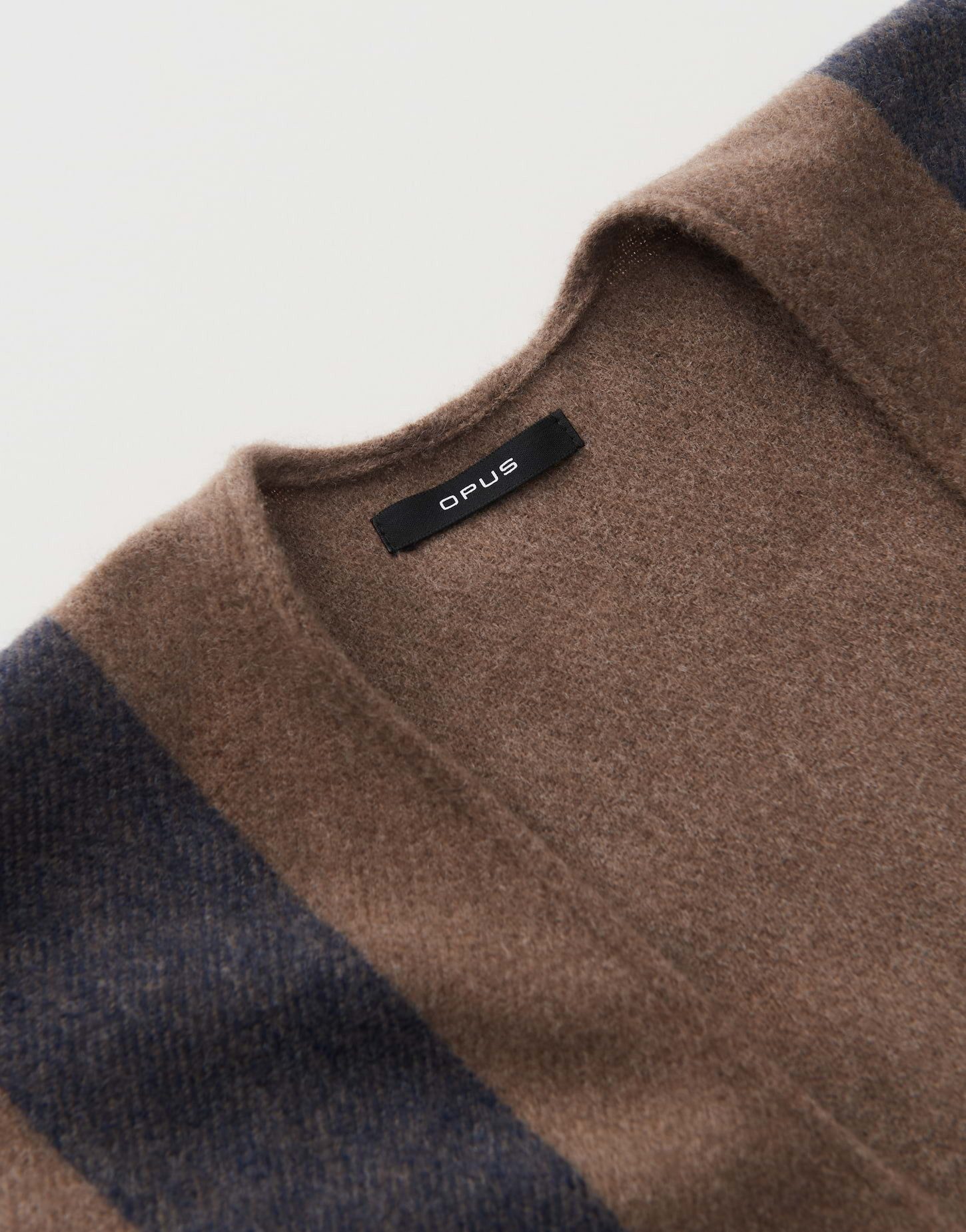 OPUS Cape Weiches Cape mit Fransen