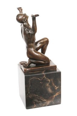 Aubaho Skulptur Skulptur Mann erotische Kunst Antik-Stil Bronzeskulptur Bronze Figur S