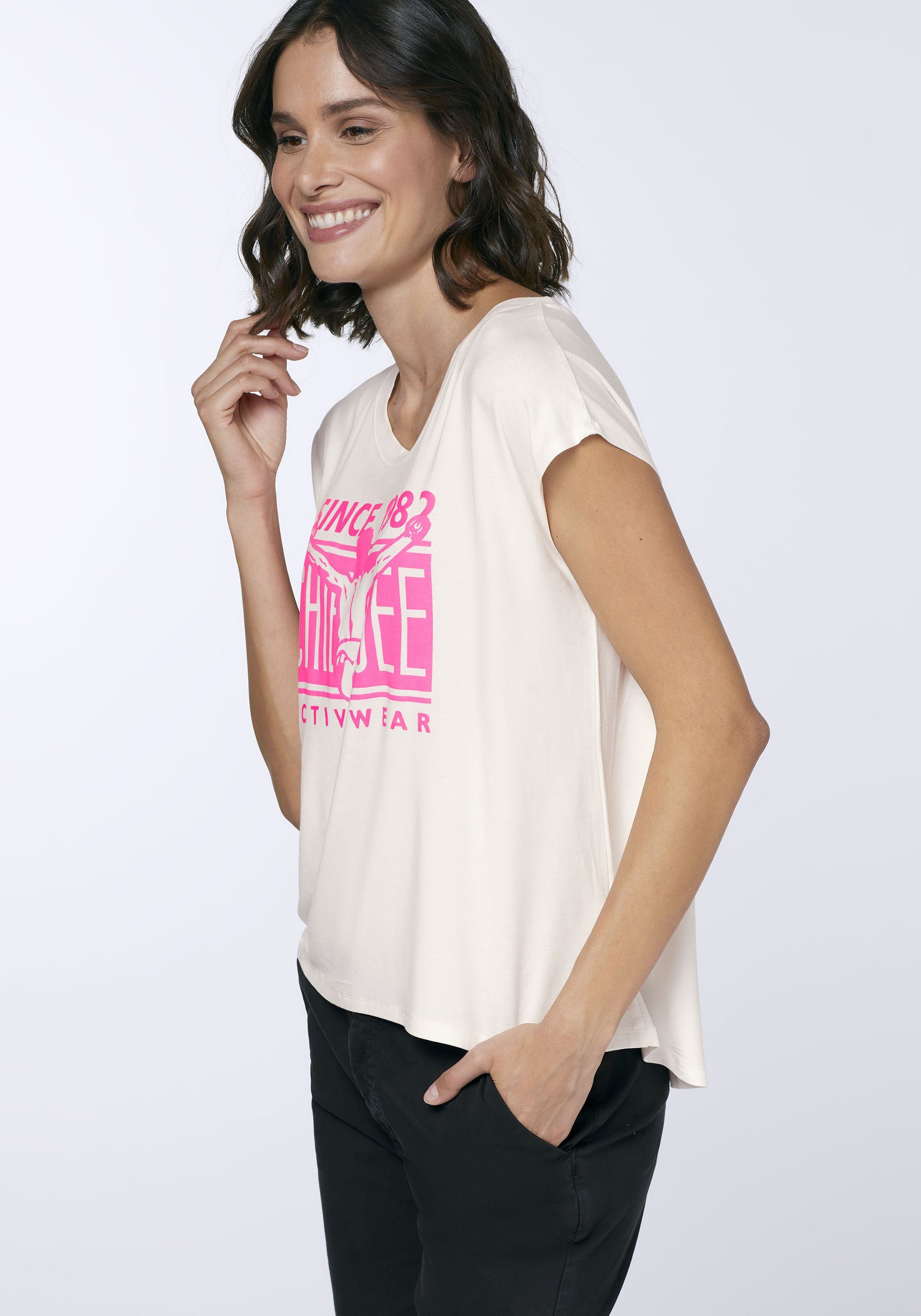 Star Print-Shirt aus Viskose-Elasthanmix mit Labelprint 1 Chiemsee White T-Shirt