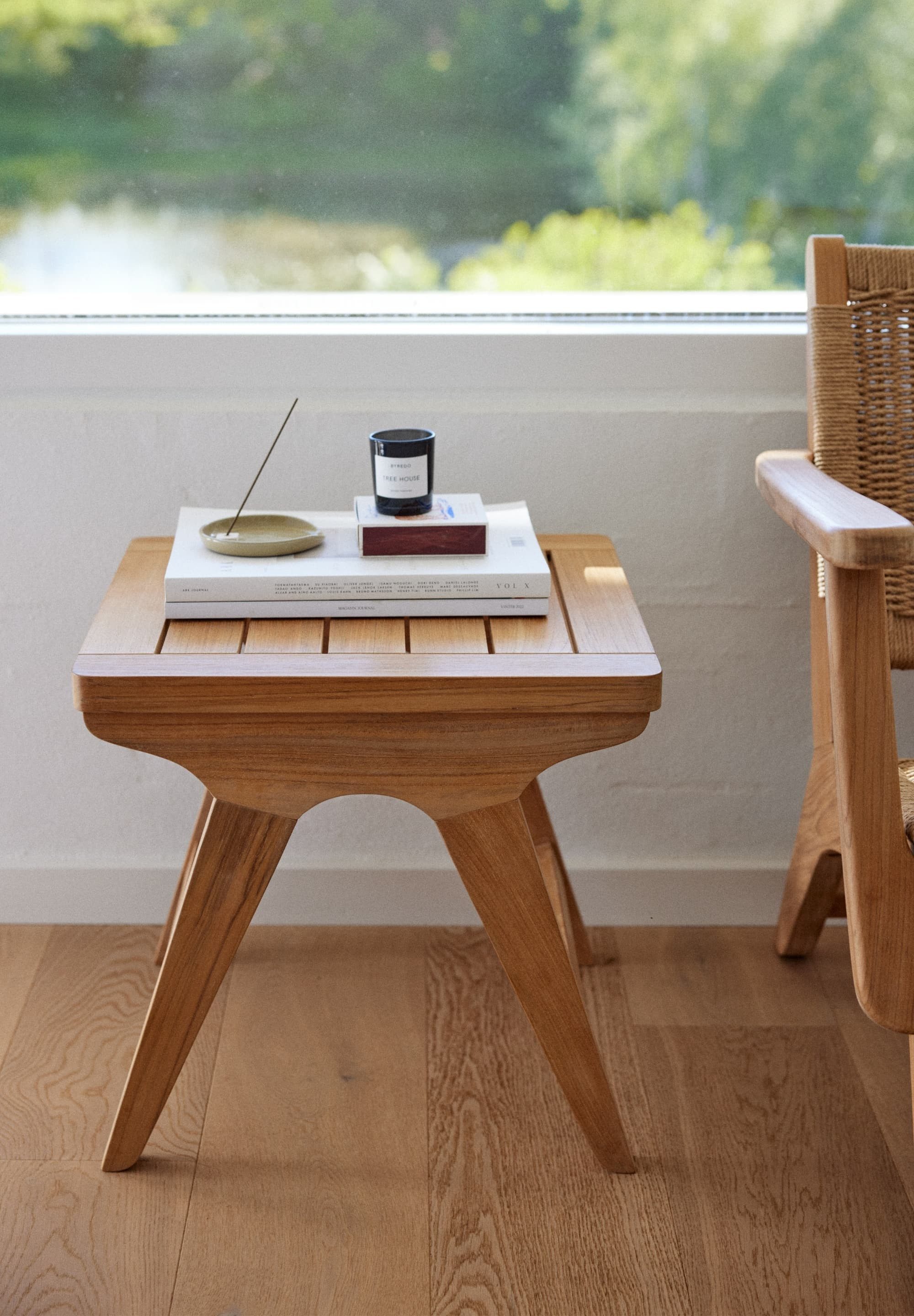 Cinas Gartentisch Eya, Designmöbel, Qualitätsmöbel, Dänisches Design, Teakholzmöbel