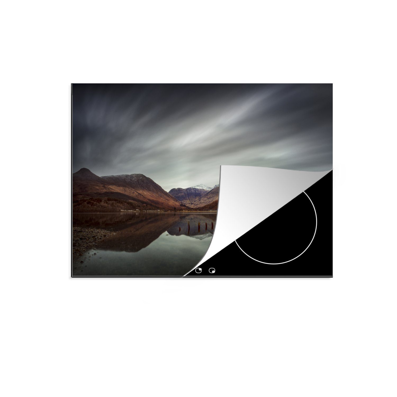MuchoWow Herdblende-/Abdeckplatte Schöner Himmel über Ben Nevis, Vinyl, (1 tlg), 70x52 cm, Mobile Arbeitsfläche nutzbar, Ceranfeldabdeckung
