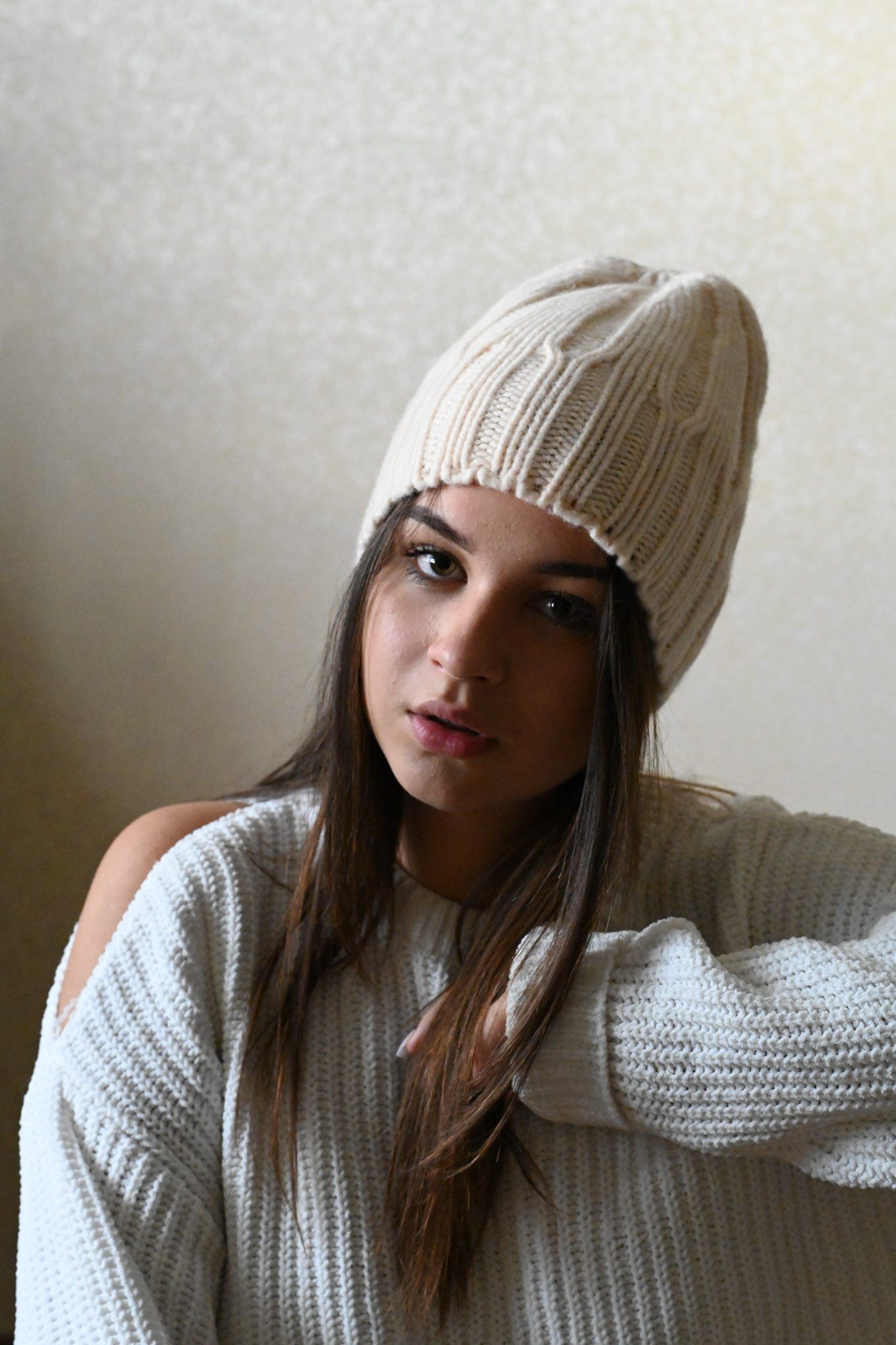 Runde Perlé Beanie weiche dünne Mütze aus 100% Merinowolle beige Wintermütz günstig online kaufen