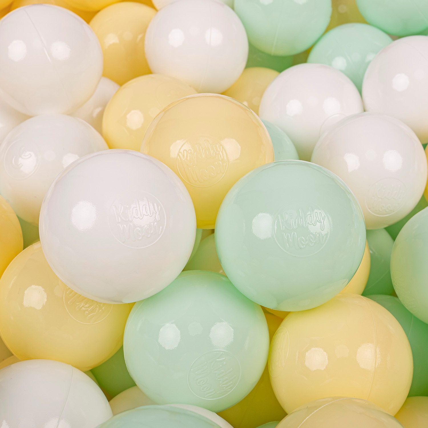 KiddyMoon Bällebad-Bälle ZK7 (Baby Plastikbälle Spielbälle, 50-St), Made in Europe