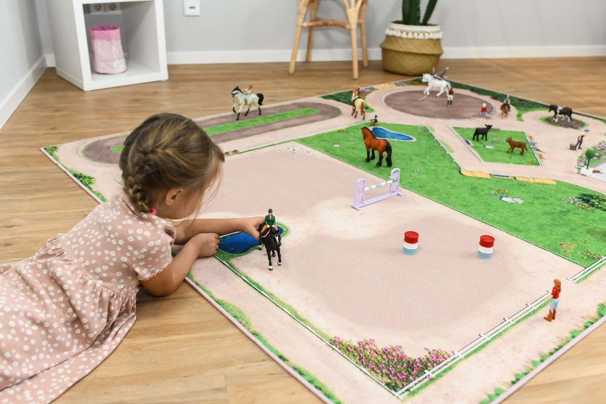 SkippiDoo Kinderteppich Spielteppich Pferde z.B. Schleich® Kinderzimmerteppich Kinderteppich – Bild 3 von 5