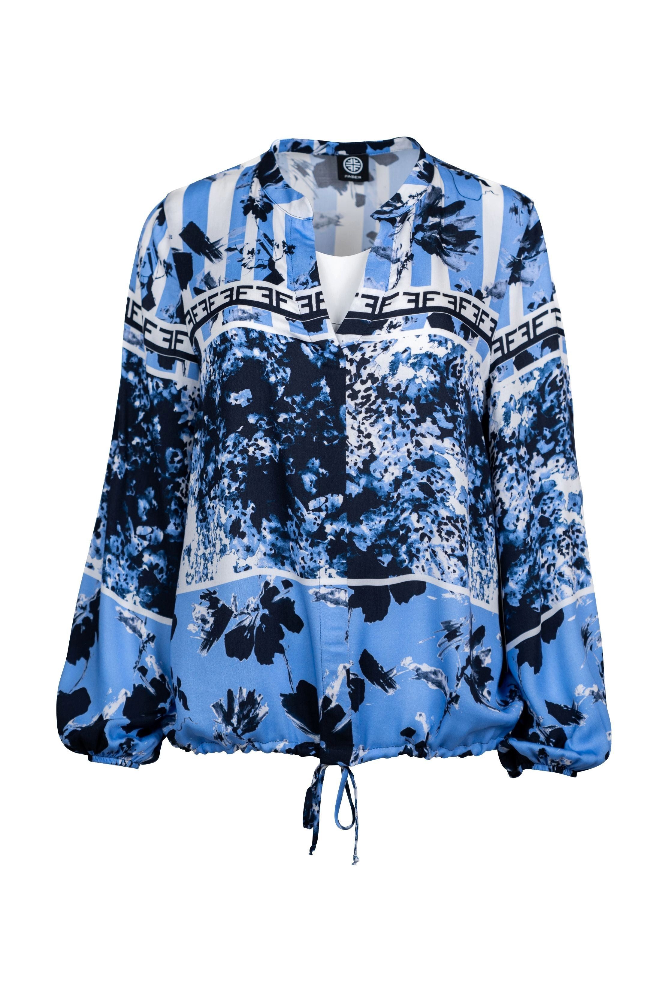 Druckbluse Druckbluse mit platziertem Blumenprint, EXKLUSIVDRUCK