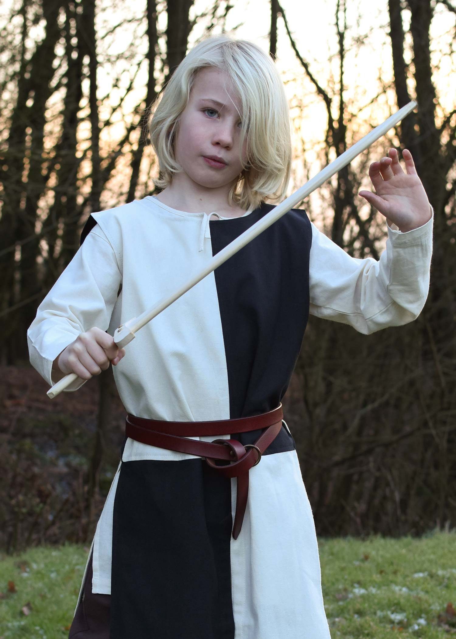 Ritter-Kostüm Mittelalterlicher Kinder-Waffenrock Lucas Mi-Parti, natur/schwarz