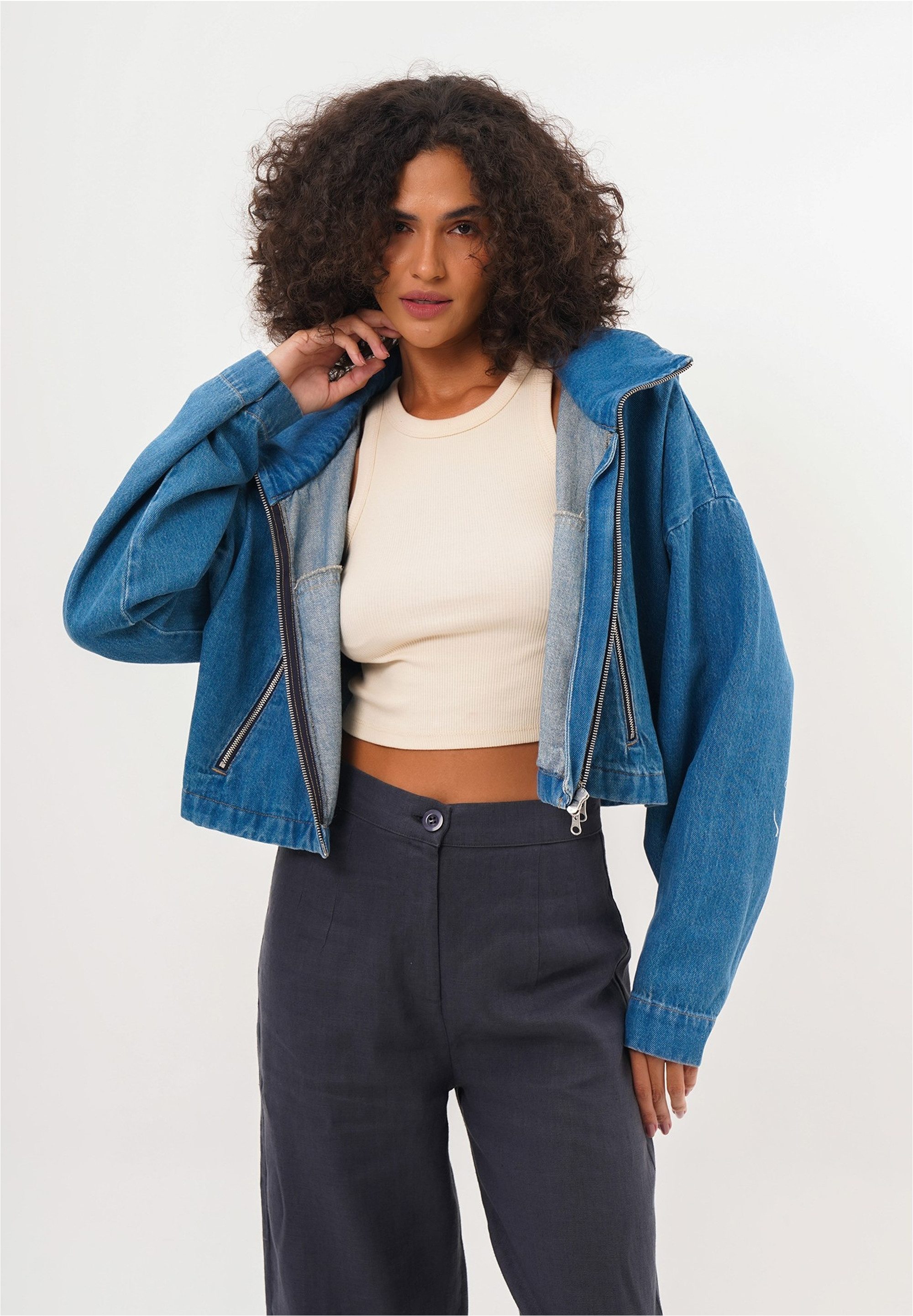 freshlions Jeansjacke Juliana (1-St) im kuscheligen Design mit Kapuze günstig online kaufen