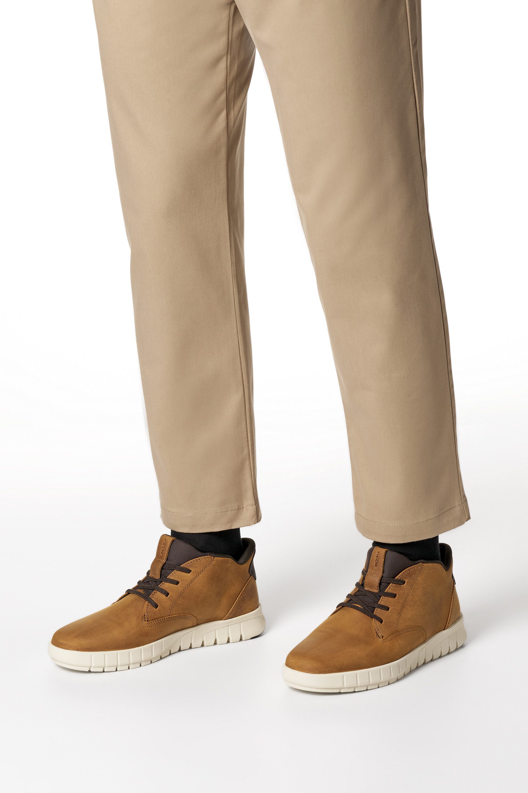 Geox U FLEXTRIDE PLUS Sneaker Schnürboots, Herbstboots mit dezenten Ziernähten