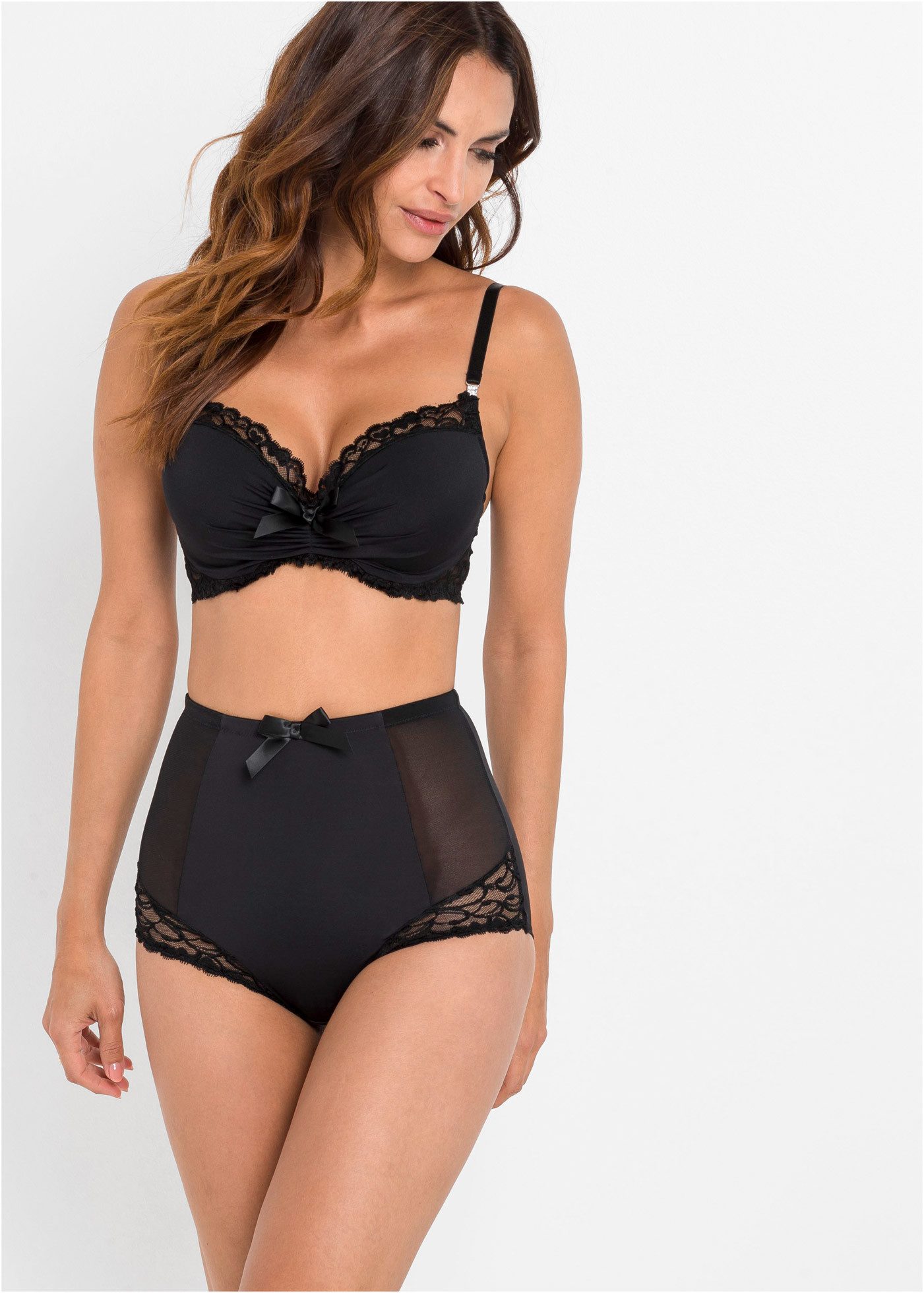 bonprix Shapingslip figurbetonte Passform, mit seitlichen Netzeinsätzen
