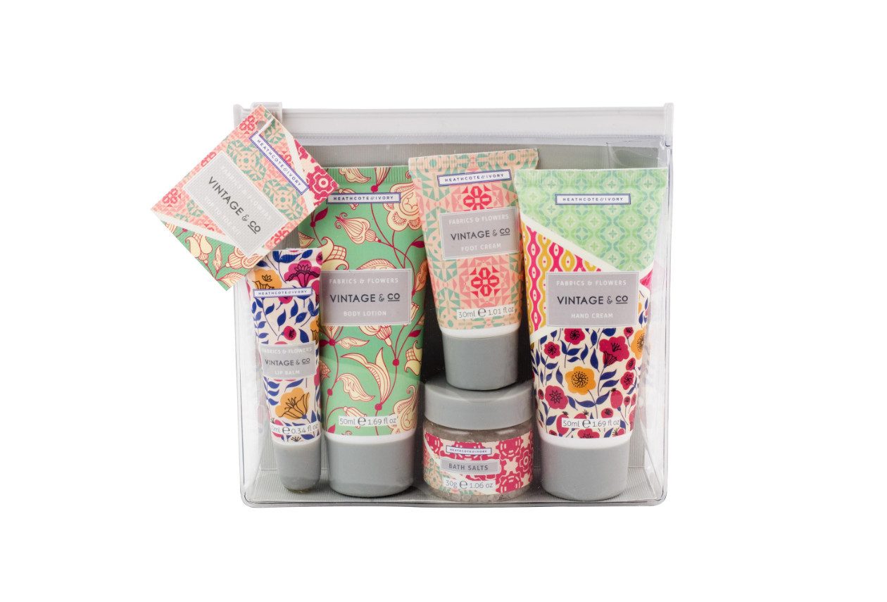 Heathcote & Ivory Handcreme 170 ml, 5-tlg., Fabrics & Flowers - Top To Toe Kit - Kopf bis Fuß Pflege-Set