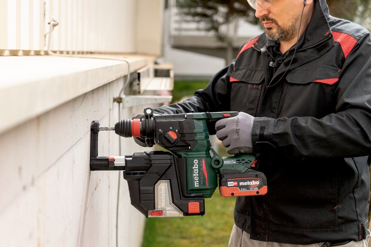 metabo Akku-Kombibohrhammer KH 18 LTX BL 28 Q, 18 V, max. 1000 U/min, Hammer 2 x 5,5 Ah LiHD in metaBox 165 L