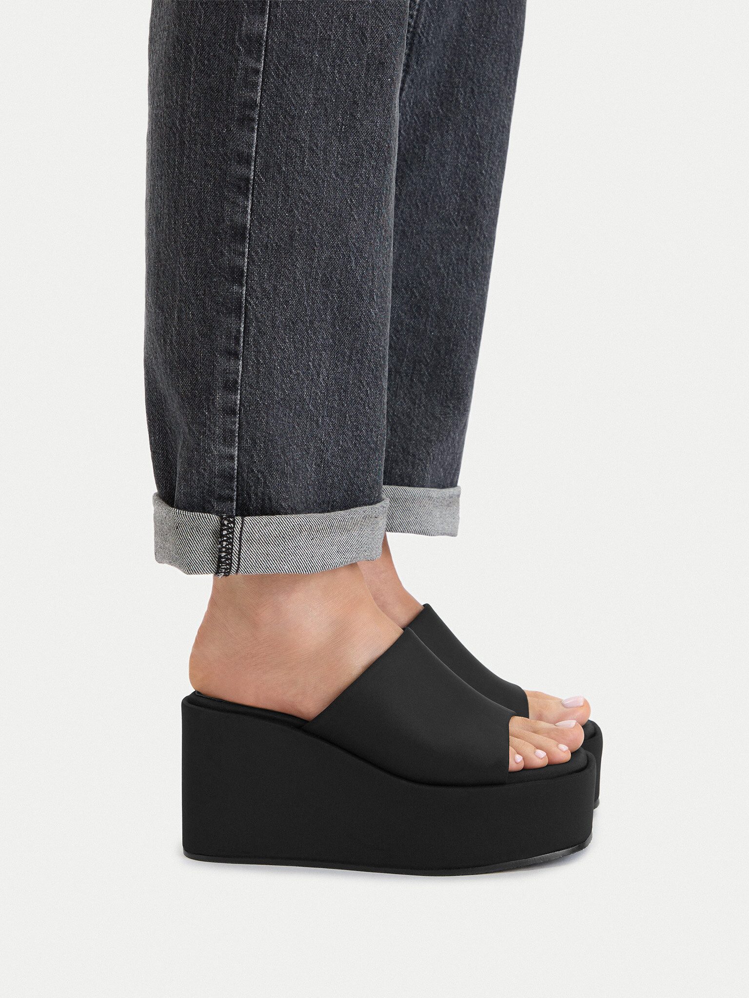 DeeZee Deezee Frauen-Flip-Flops Schwarz DeeZee-CEO CWBFS2504 Schwarz Badepantolette