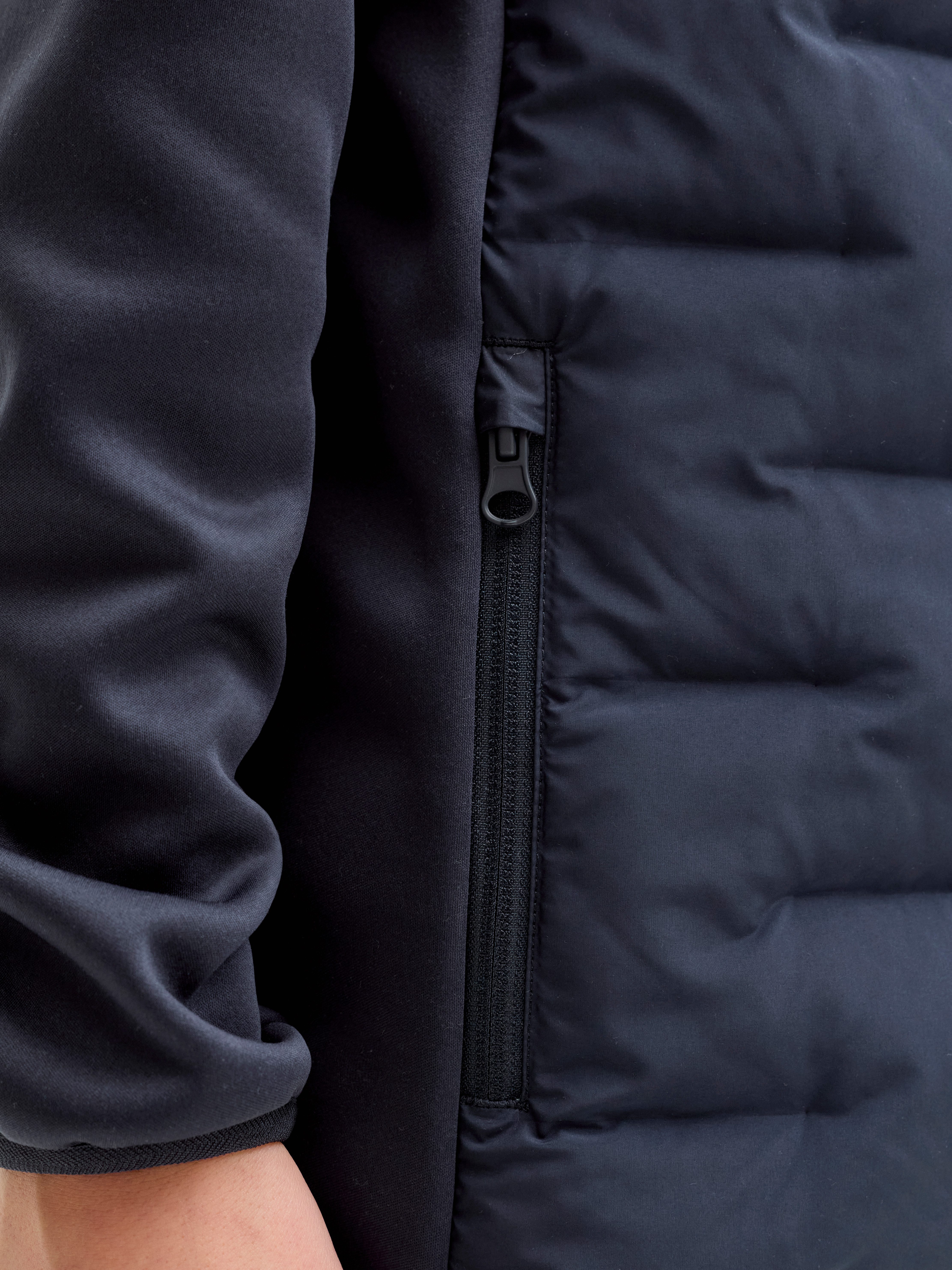 Jack & Jones Junior Steppjacke JJEPERFECT HYBRID JACKET NOOS JNR Polyester, regular fit